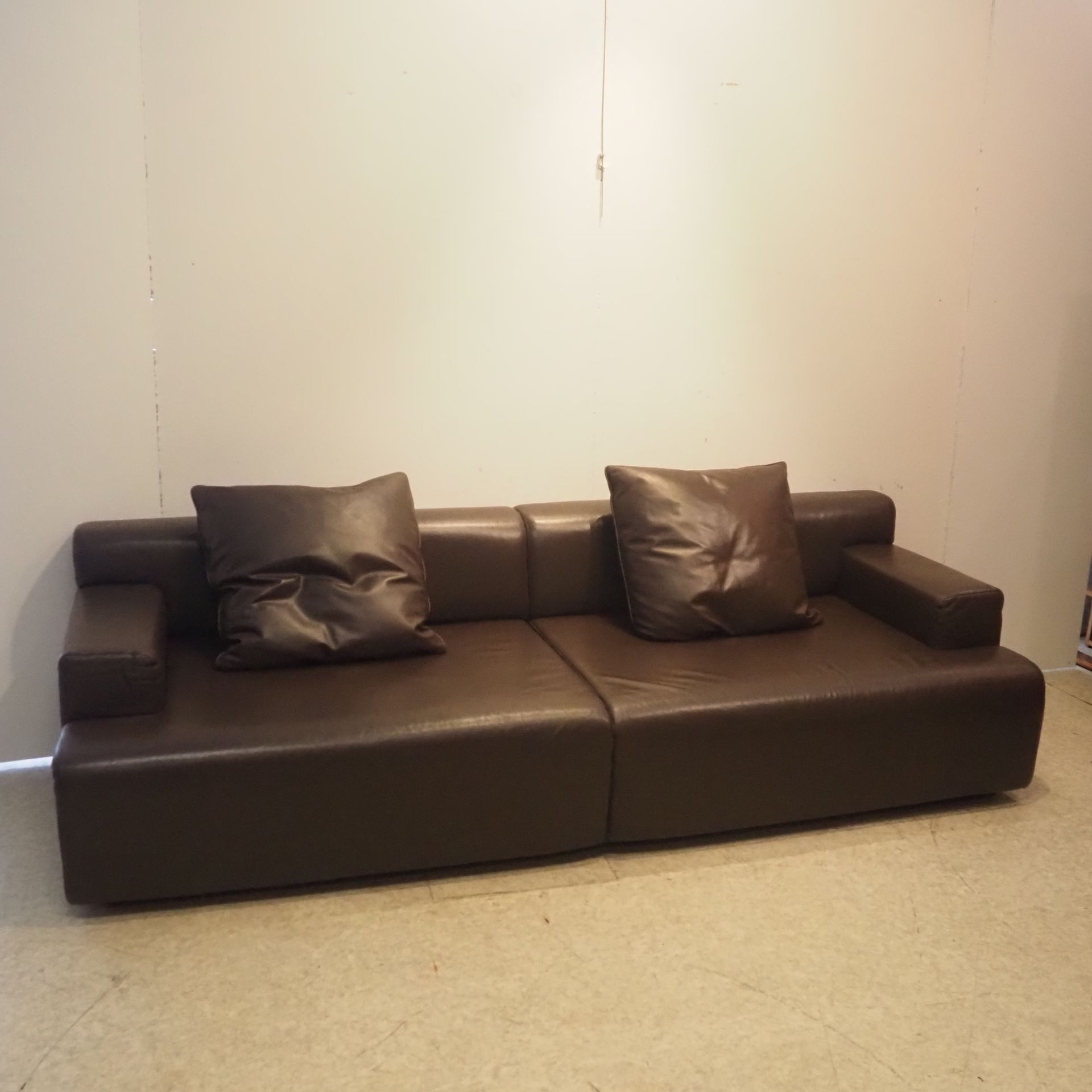 Null Leroy William: Modernes 3-Sitzer-Sofa um 2000, Holzgestell mit Schaumstoff &hellip;