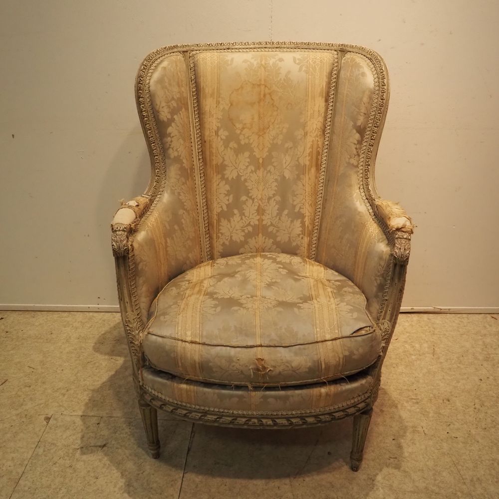 Null Bergère Louis XVI style, 19th century : Molded wood structure, seat, back a&hellip;