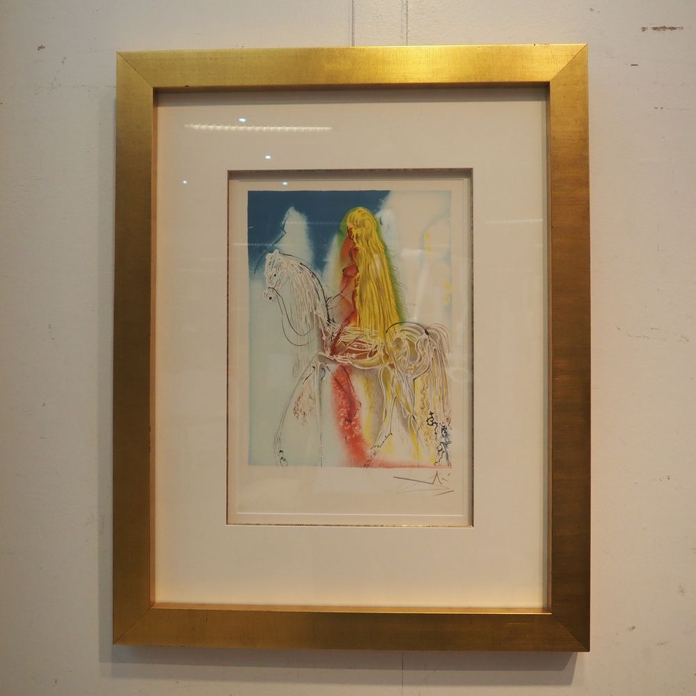 Null 达利-萨尔瓦多（1904-1989）：彩色印刷品，骑马，签名在右下角，图像尺寸：41 x 30厘米，玻璃框内。
