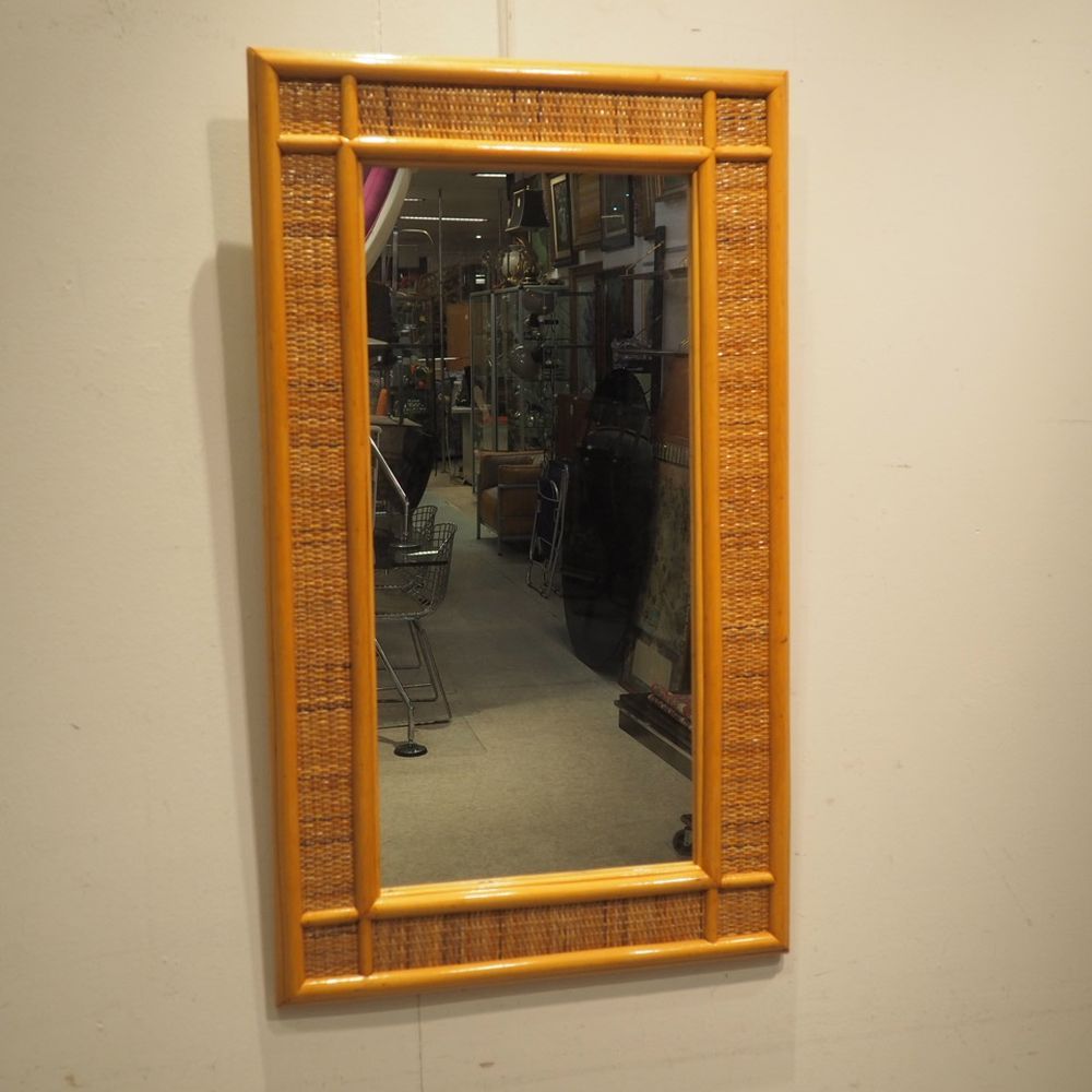 Null Dal Vera : Mirror around 1960, bamboo and rattan frame. Size : 96 x 56 cm