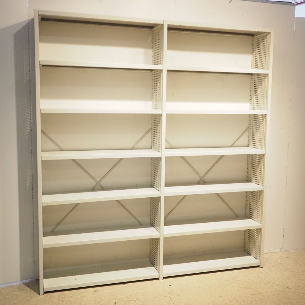 Null Modular metal bookcase circa 1980: Composed of 3 uprights and 14 removable &hellip;