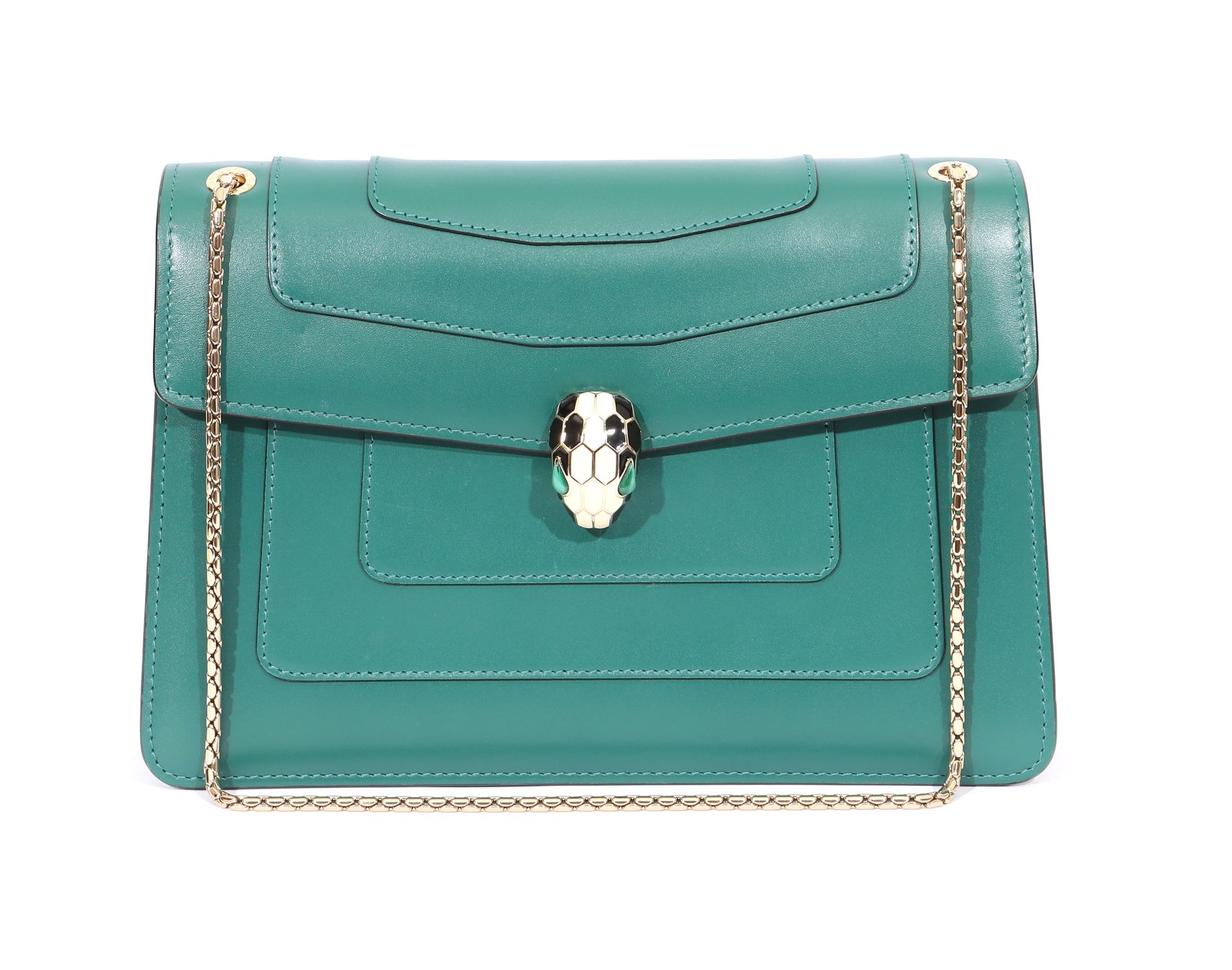 Null Bulgari 

Serpenti for ever bag, in emerald leather.

New condition - in it&hellip;