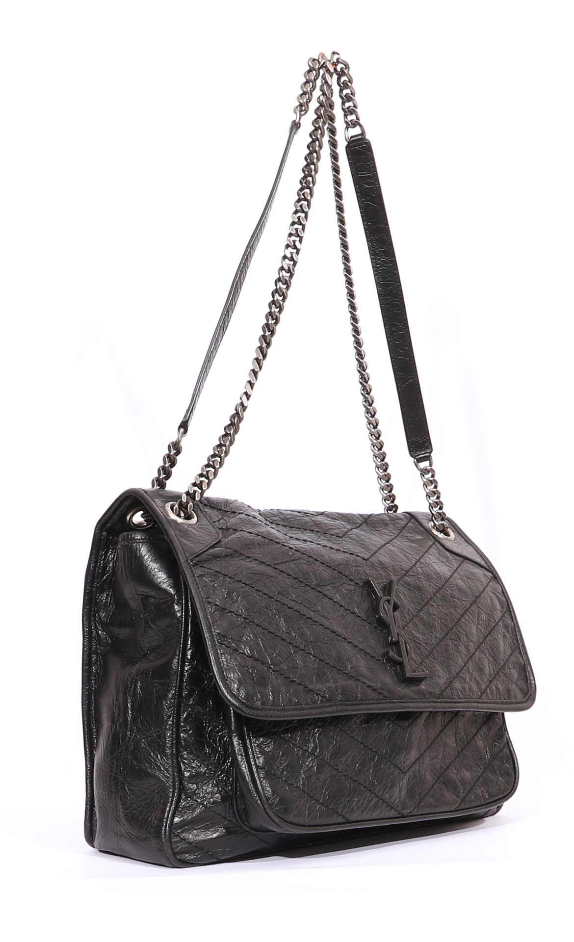 Null Yves Saint Laurent - Niki medium

Black leather bag with Saint Laurent mono&hellip;