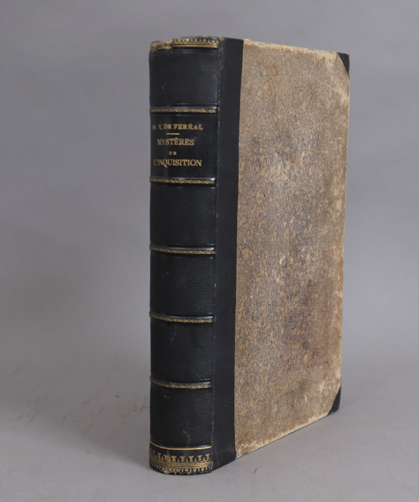 Null MISTERIOS DE INQUISICIÓN. 

París 1845

Volumen encuadernado.