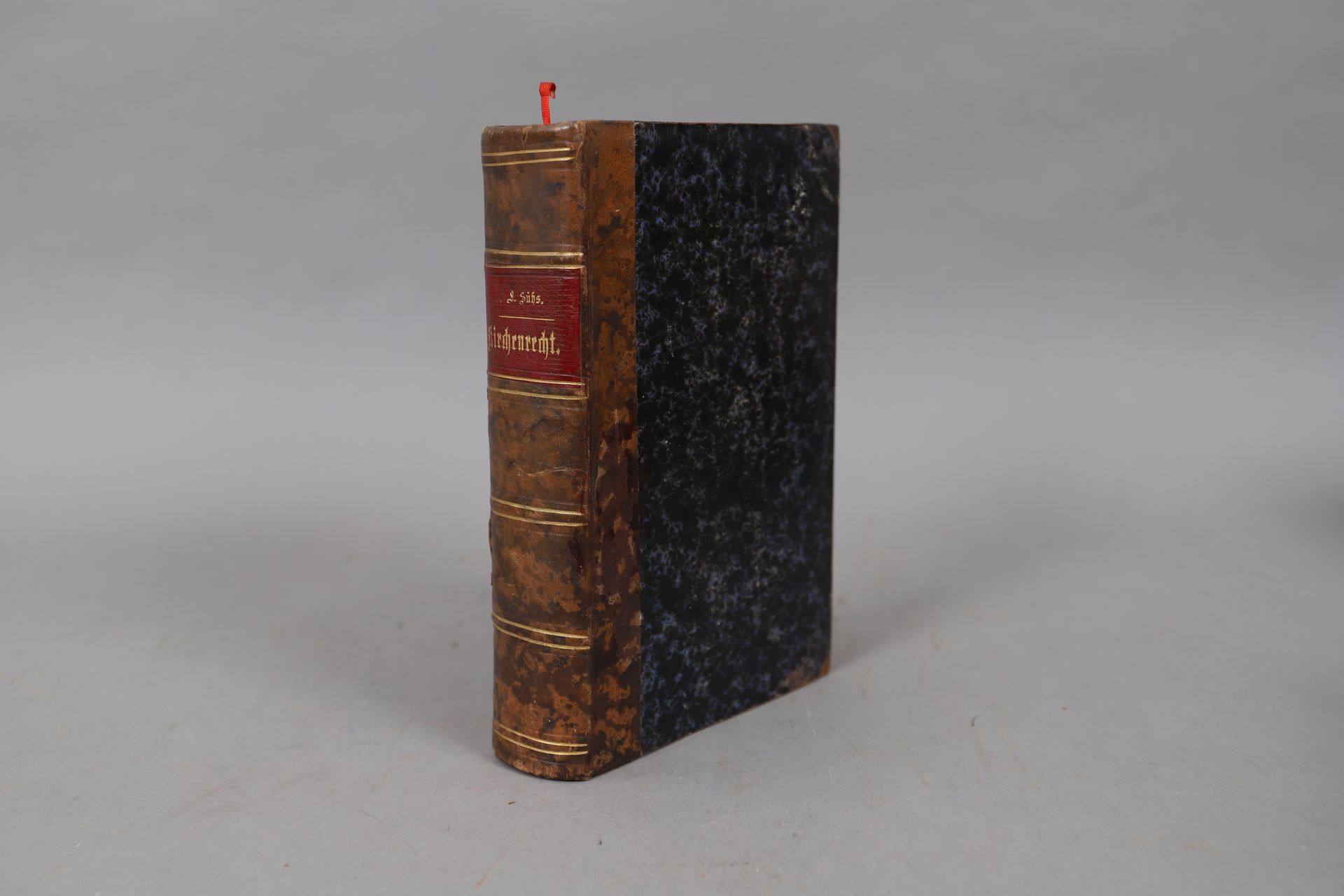 Null lehrbuch kirchenrechts.

卢森堡 1874年。

装订成册。