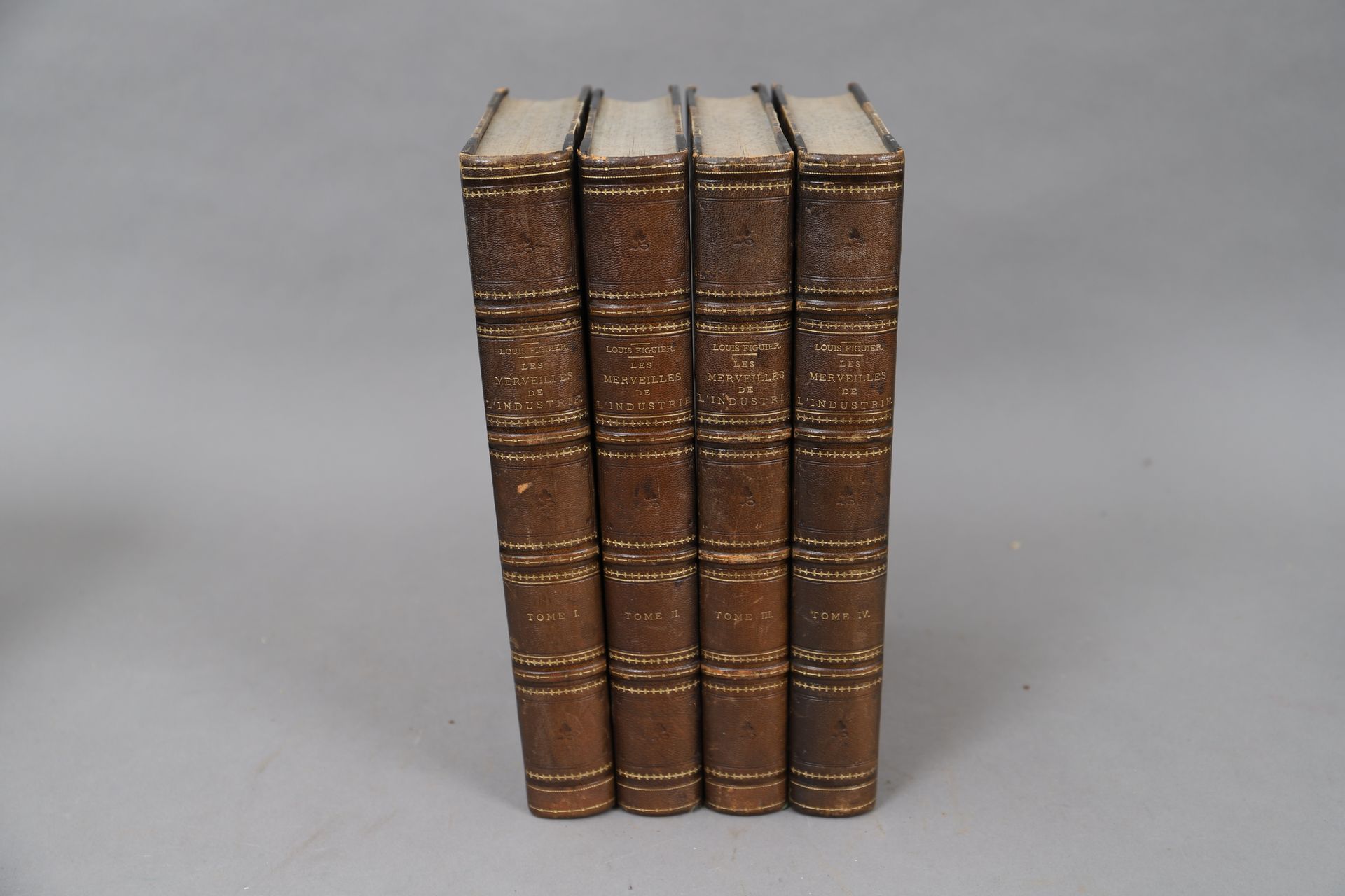 Null FIGUIER – LES MERVEILLES de l’INDUSTRIE.

4 volumes reliés. (1873-1876).