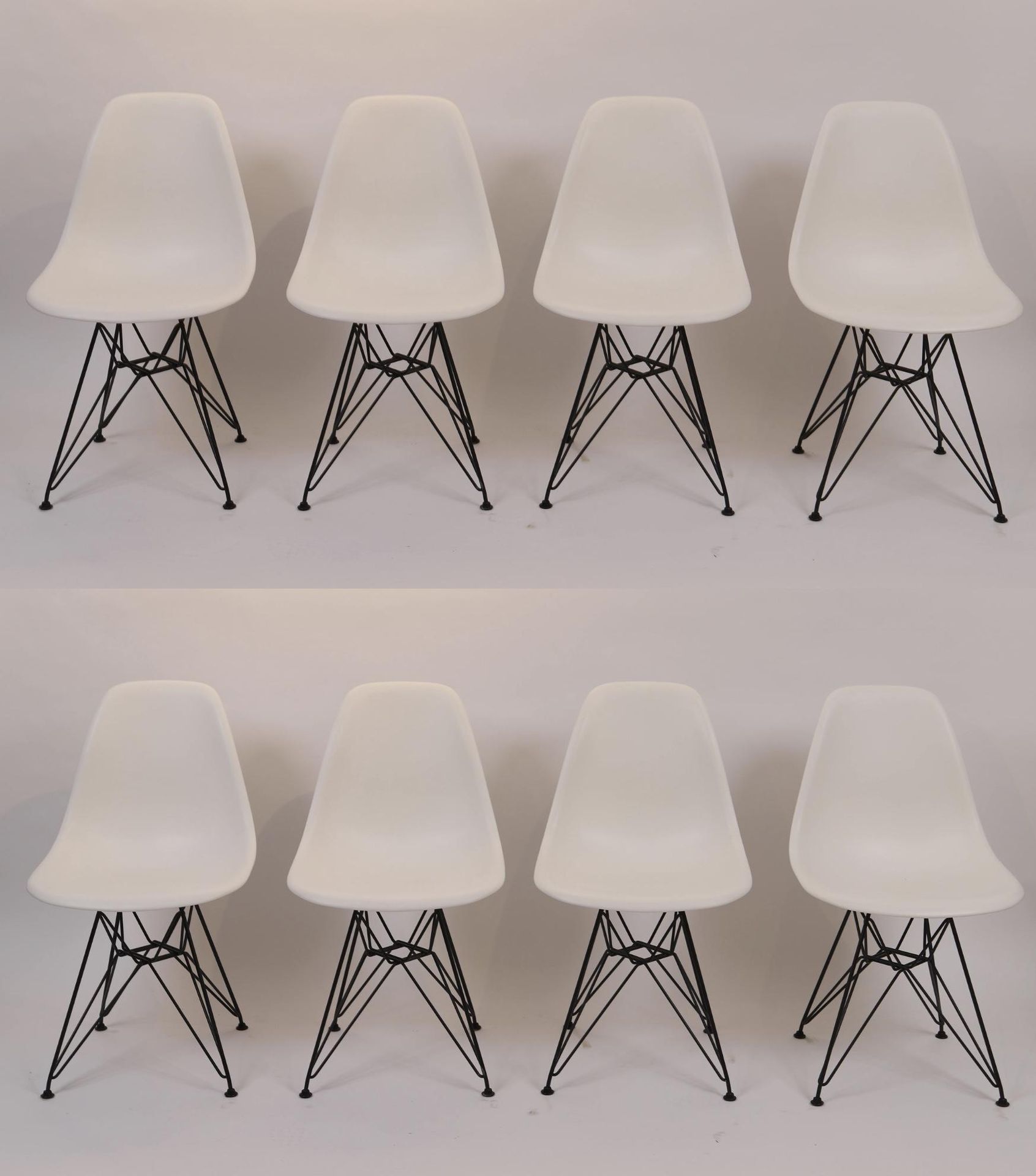 Chaises Vitra par Charles and Ray EAMES 
Suite de 8 chaises en plastique "side c&hellip;