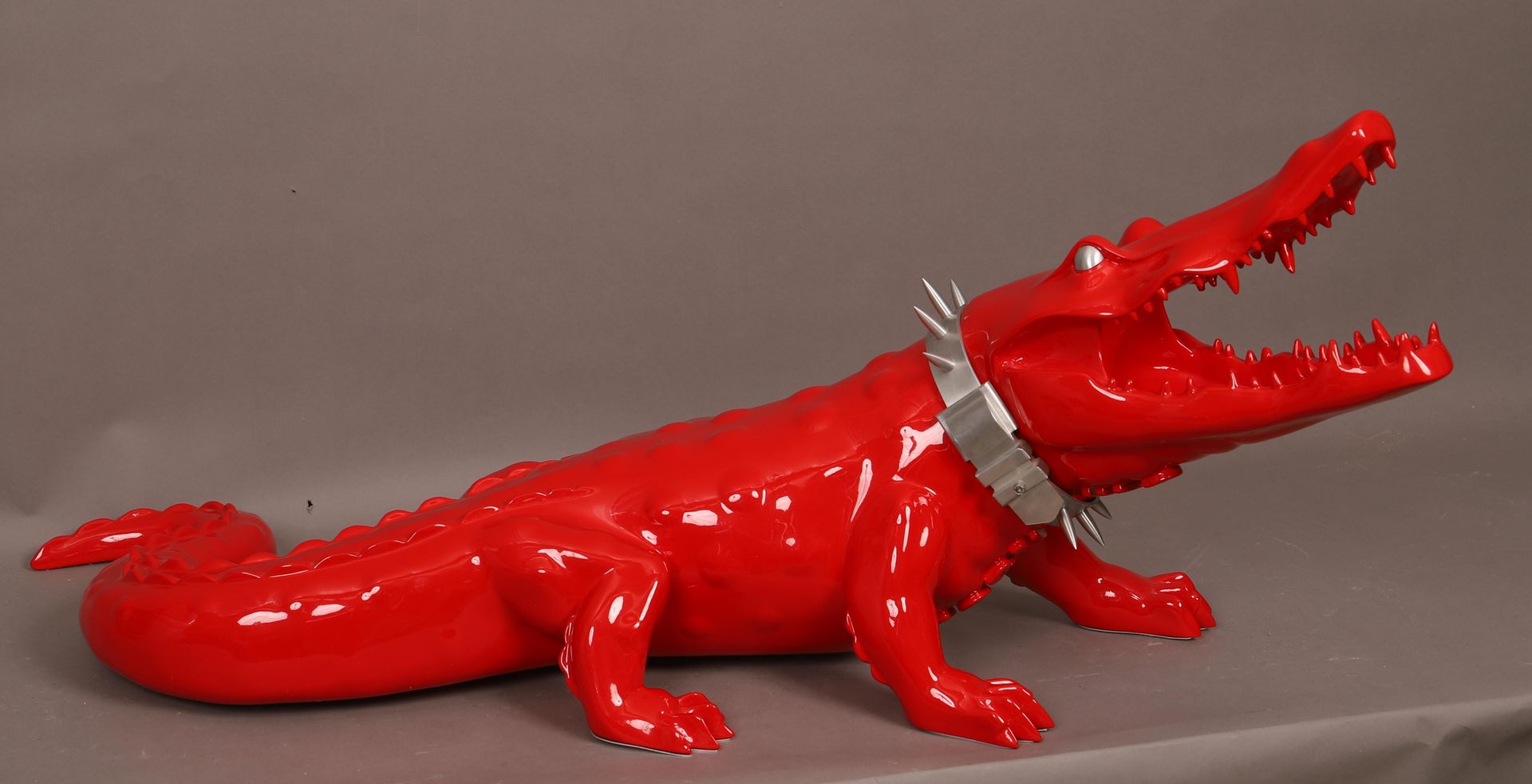 Null 理查德-奥林斯基（生于1966年）的 "天生的野性颈部红"。

法国视觉艺术家

聚氨酯和铝的雕塑，编号为6/8

作品附有真实性证明

尺寸：高：5&hellip;