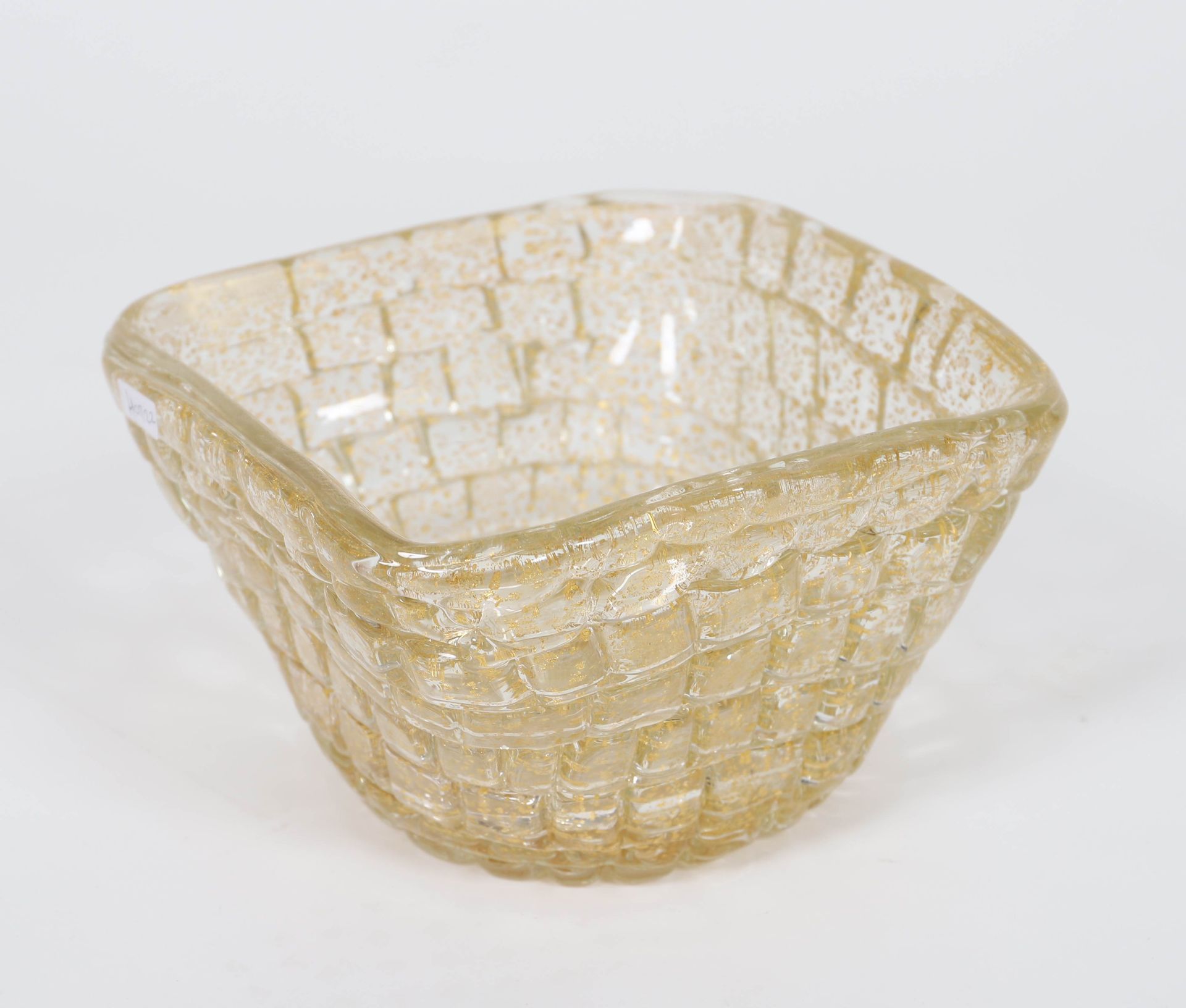 Null Coupe Murano

En pâte de verre 

Dimensions: H: 15; D: 25 cm