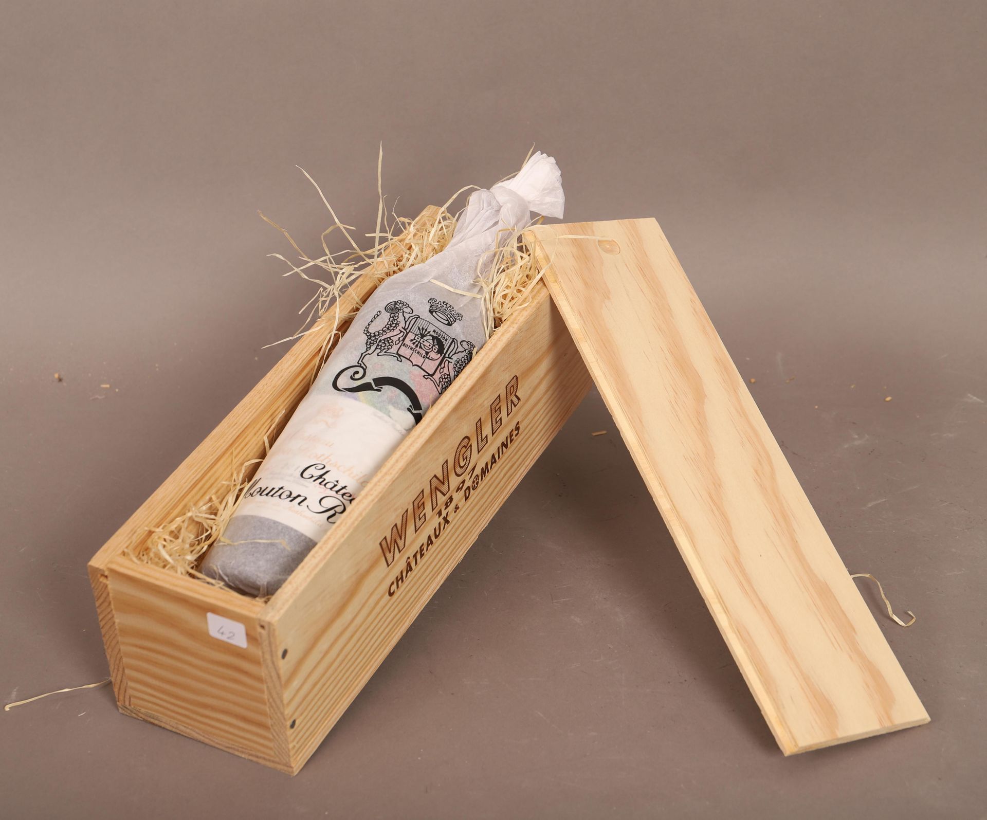 Null Château Mouton Rothschild (x1) 

Pauillac

2015

Geschenkbox Holz Wengler

&hellip;