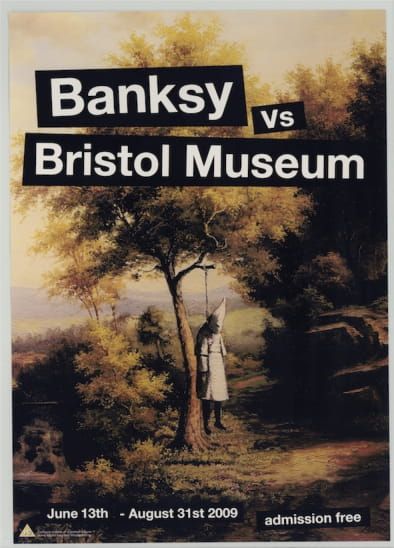 Null Banksy (después), Cartel de Banksy contra el Museo de Bristol, el árbol y e&hellip;