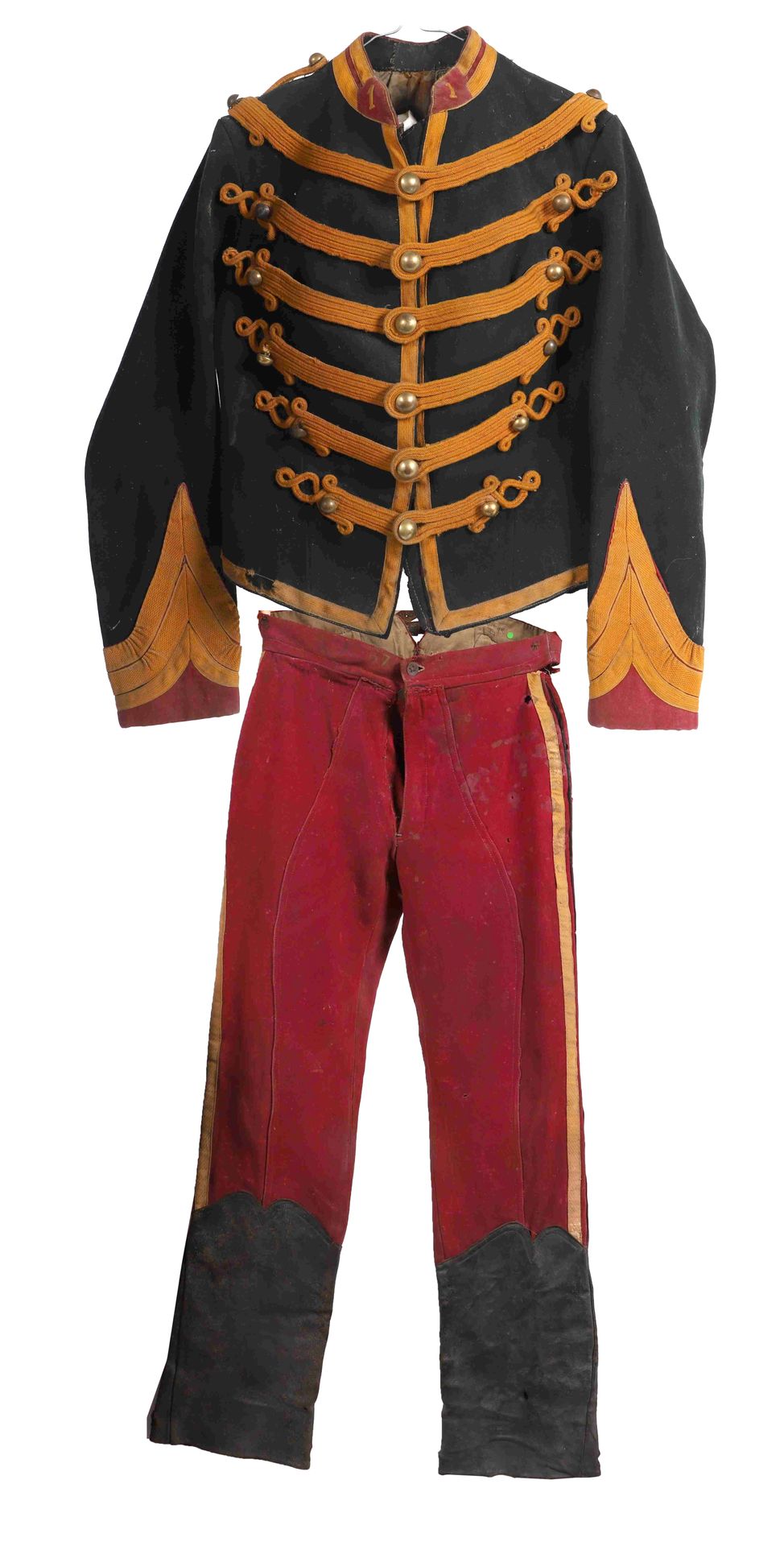 Null Dolman and Brigadier pants of the Ist Regiment of Guides

1900

Belgium