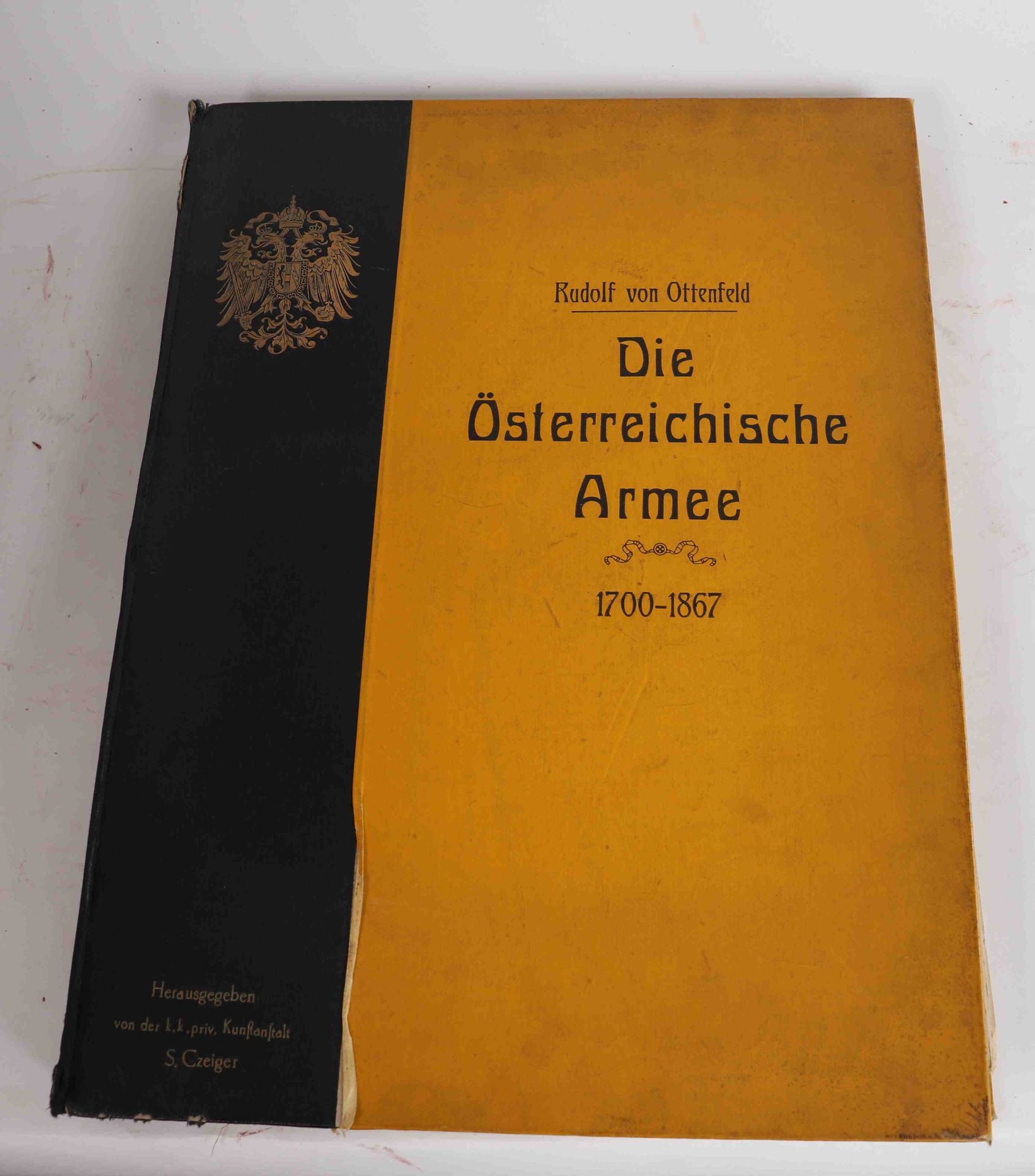 Null "Die Osterreichische Armee 1700-1867" Rudolf VON OTTENFELD

Carpeta de tapa&hellip;