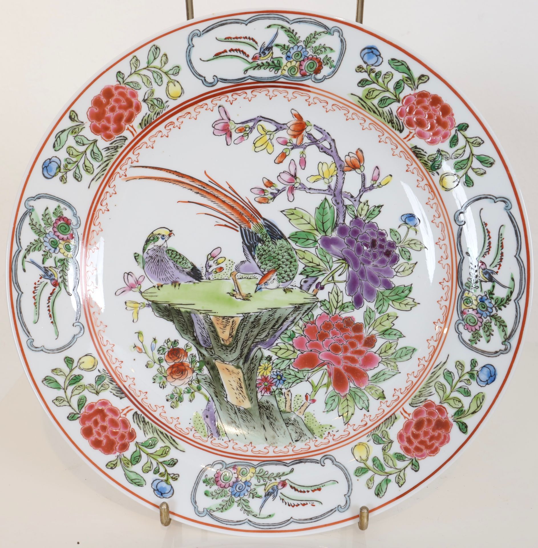 Null Plate - China
In polychrome porcelain decorated with panels and flowers.
St&hellip;