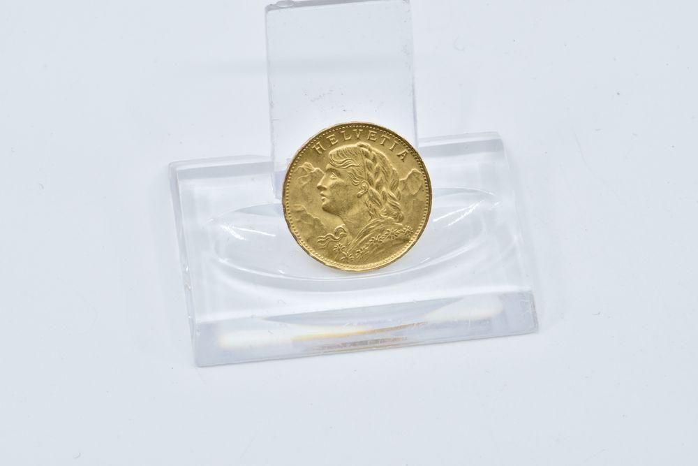 Null 
一枚1947年的20瑞士法郎金币。

 估计：150-180欧元。

地点：DOMANIAL STORE
3 AVENUE DU CHEMIN DE&hellip;
