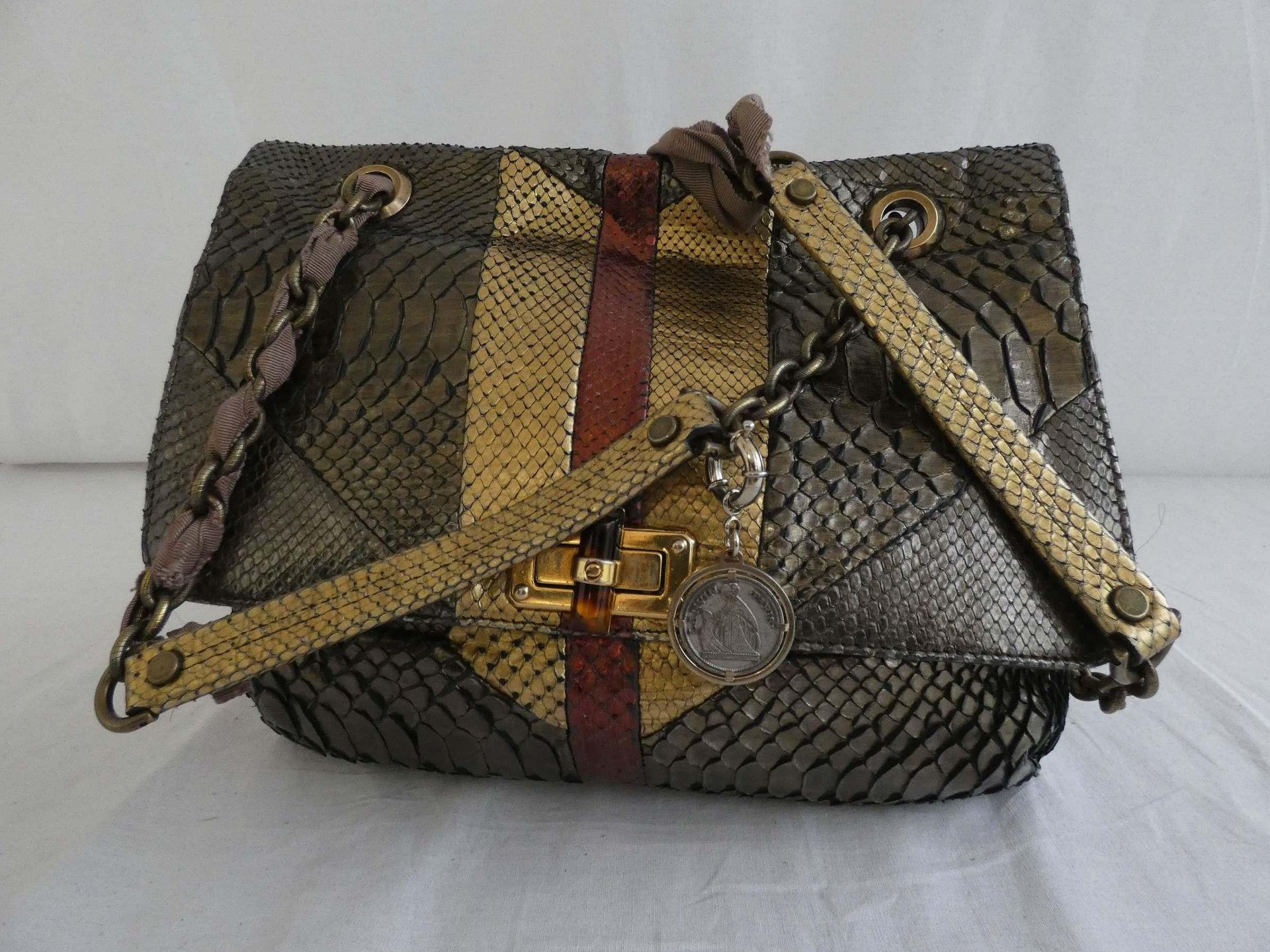 Null 
	LANVIN

'Happy' bag 27cm in metallic copper, bronze, gold Python, rectang&hellip;