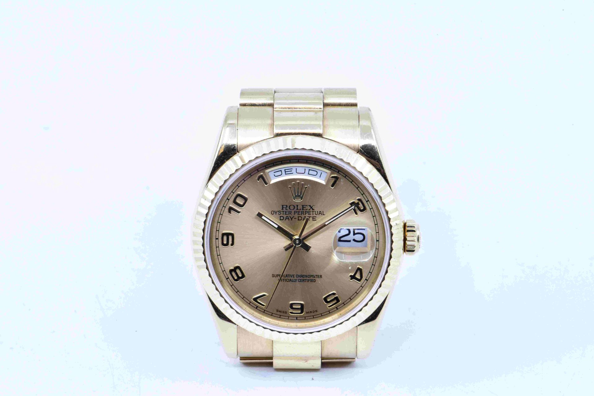 Null ROLEX


	 Day Date

Ref. 118238

No. Y790908

Bracelet watch in 18k (750) g&hellip;