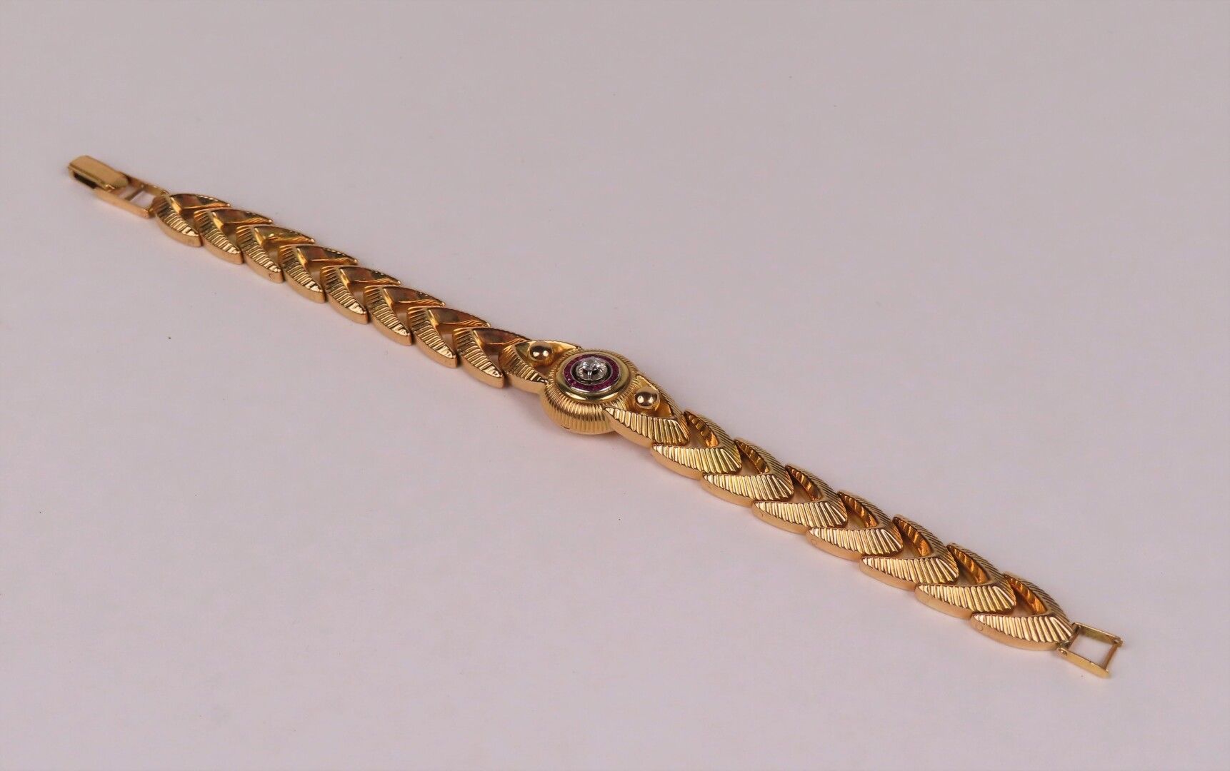 Null Armband aus Gelbgold 750 Tausendstel zentriert von einem Diamanten von unge&hellip;