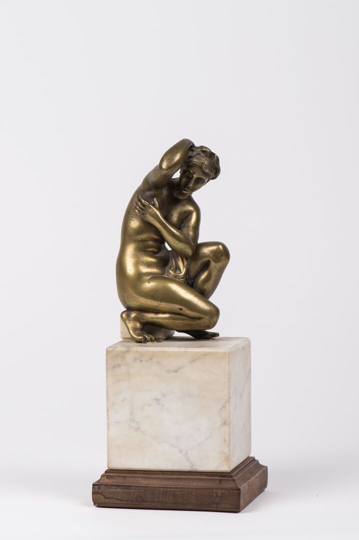 Null School of the XIXth. "Diane au bain", subject in gilded bronze after the An&hellip;