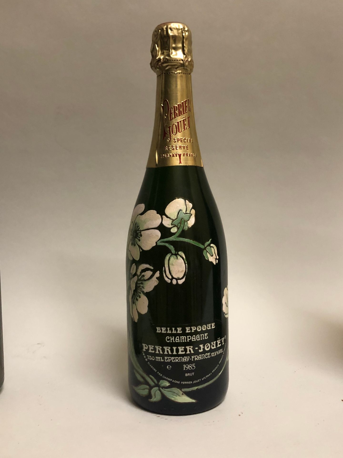Null 1 bouteille CHAMPAGNE "Belle Époque", Perrier-Jouët 1985