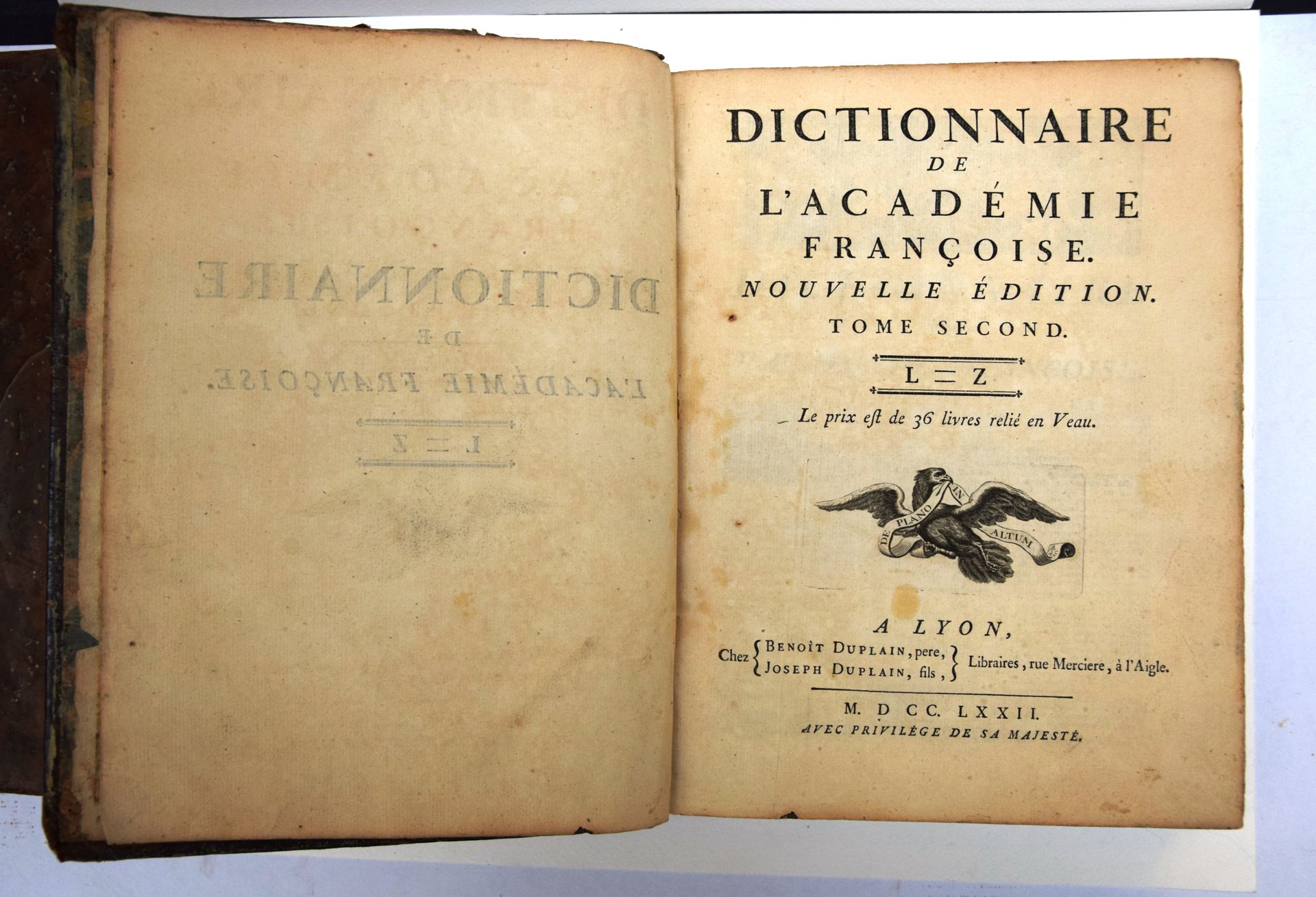 Null Satz Bücher: WÖRTERBUCH DER FRANZÖSISCHEN AKADEMIE, 2 Bände. Lyon, 1772. Ge&hellip;