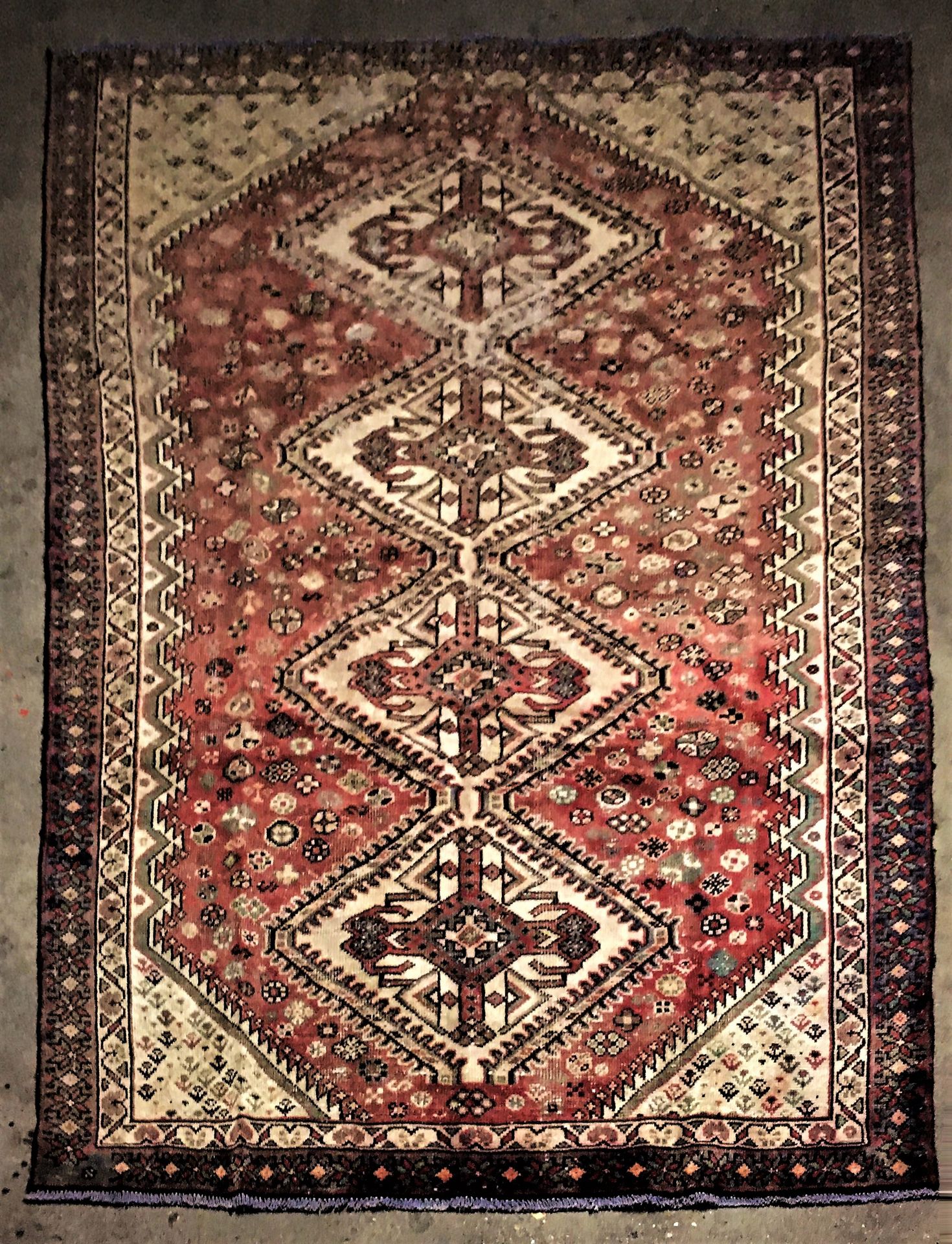 Null 
Afchar carpet (Persia) South Iran, weft and warp in cotton, wool velvet, D&hellip;