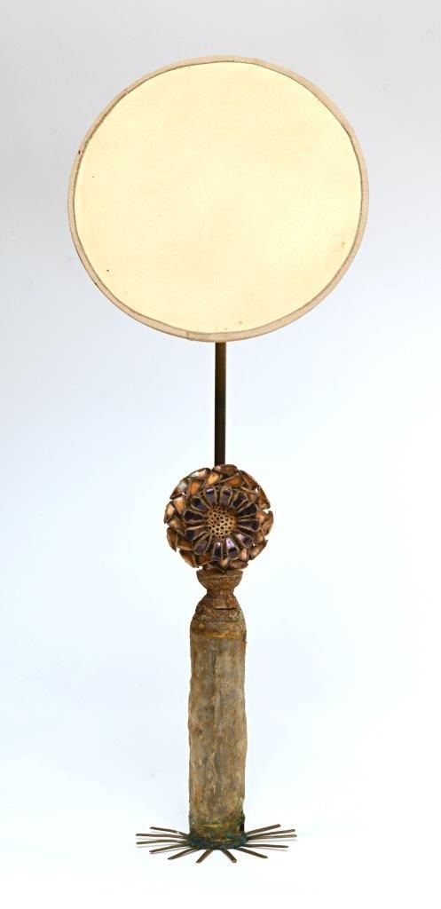 Null 
Line VAUTRIN（1913-1997）。灯具模型 "Fleur"。底座和花是用米色和金色的滑石树脂制成的；花可以调节高度，由花瓣组成，花瓣上&hellip;