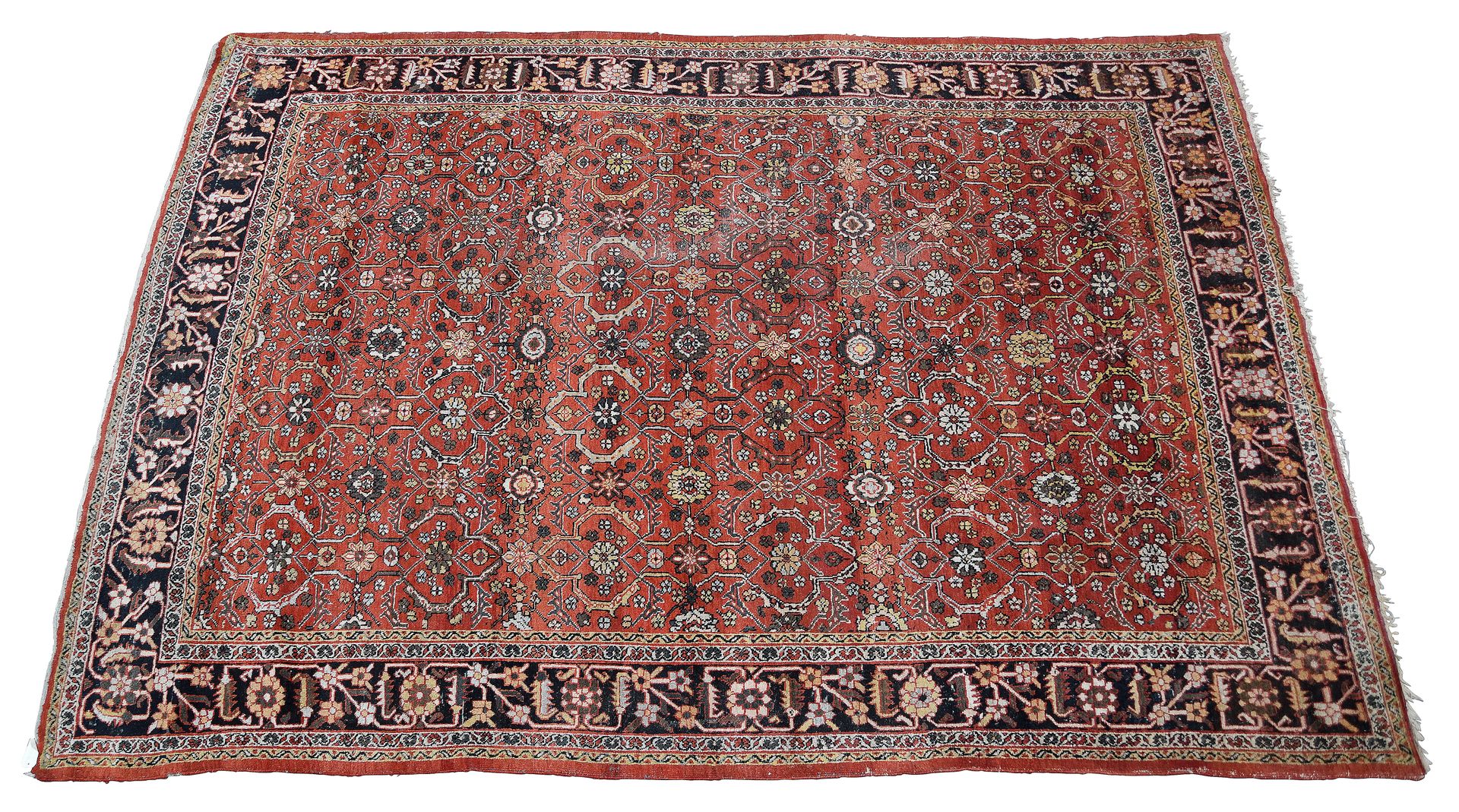Null Grand tapis d'Orient en laine à décor géométrique, bordure à fond brun, mot&hellip;