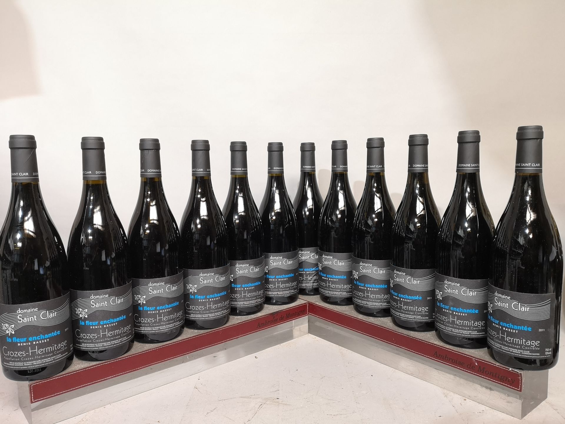 Null 12 bottles CROZES HERMITAGE - Domaine SAINT CLAIR (Denis BASSET) 2011