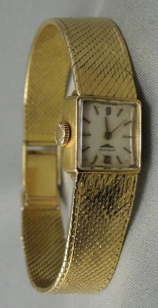 LONGINES Montre bracelet de Dame en or, bracelet ruban en chevrons, cadran ivoir&hellip;
