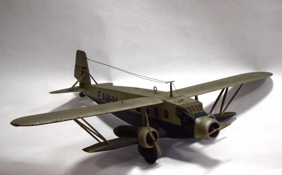 Null Maquette d’avion BREGUET 393 T n° 3 en bois, biplan, 3 moteurs AIR FRANCE, &hellip;