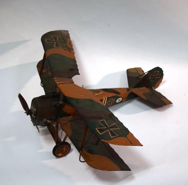Null Maquette d’avion militaire allemand en peinture de camouflage, biplan, mono&hellip;