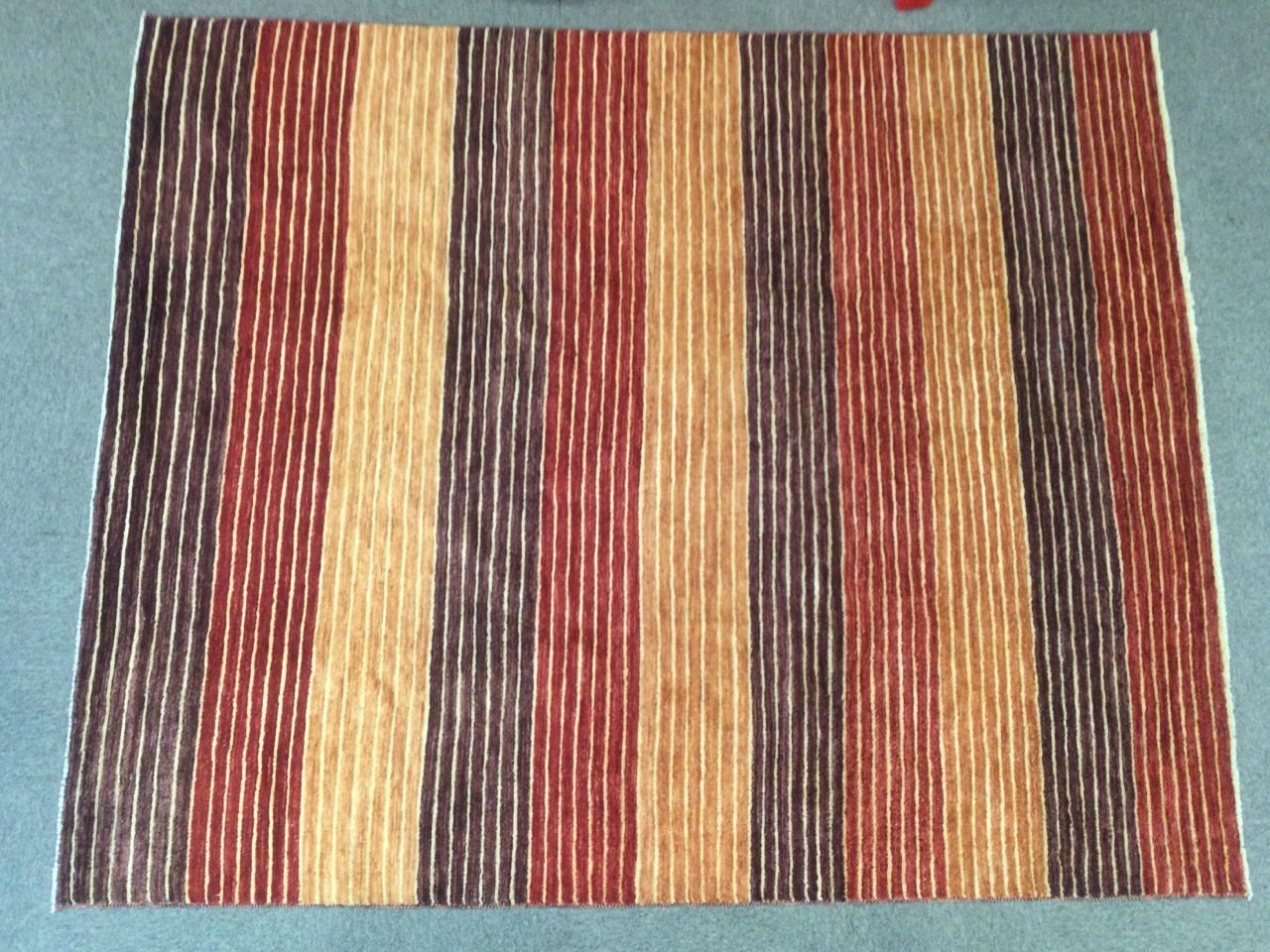 Null MODKAR东方地毯，带条纹装饰，尺寸240 x 198厘米
