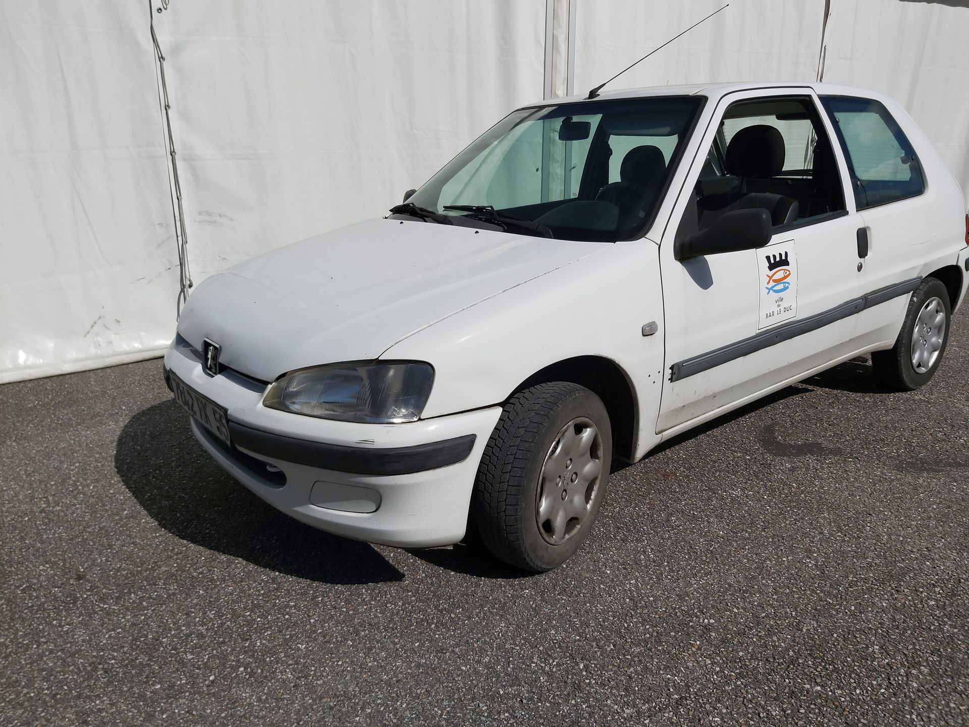 Null PEUGEOT 106 from 2002 mileage : 60500km Petrol engine

无CT