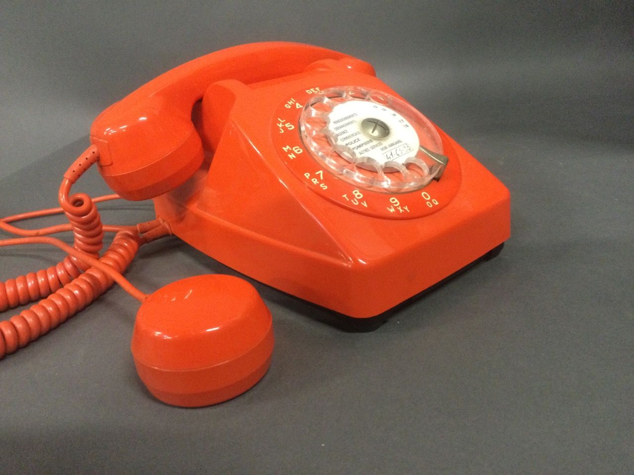 Null TELÉFONO vintage de los años 70 en color naranja