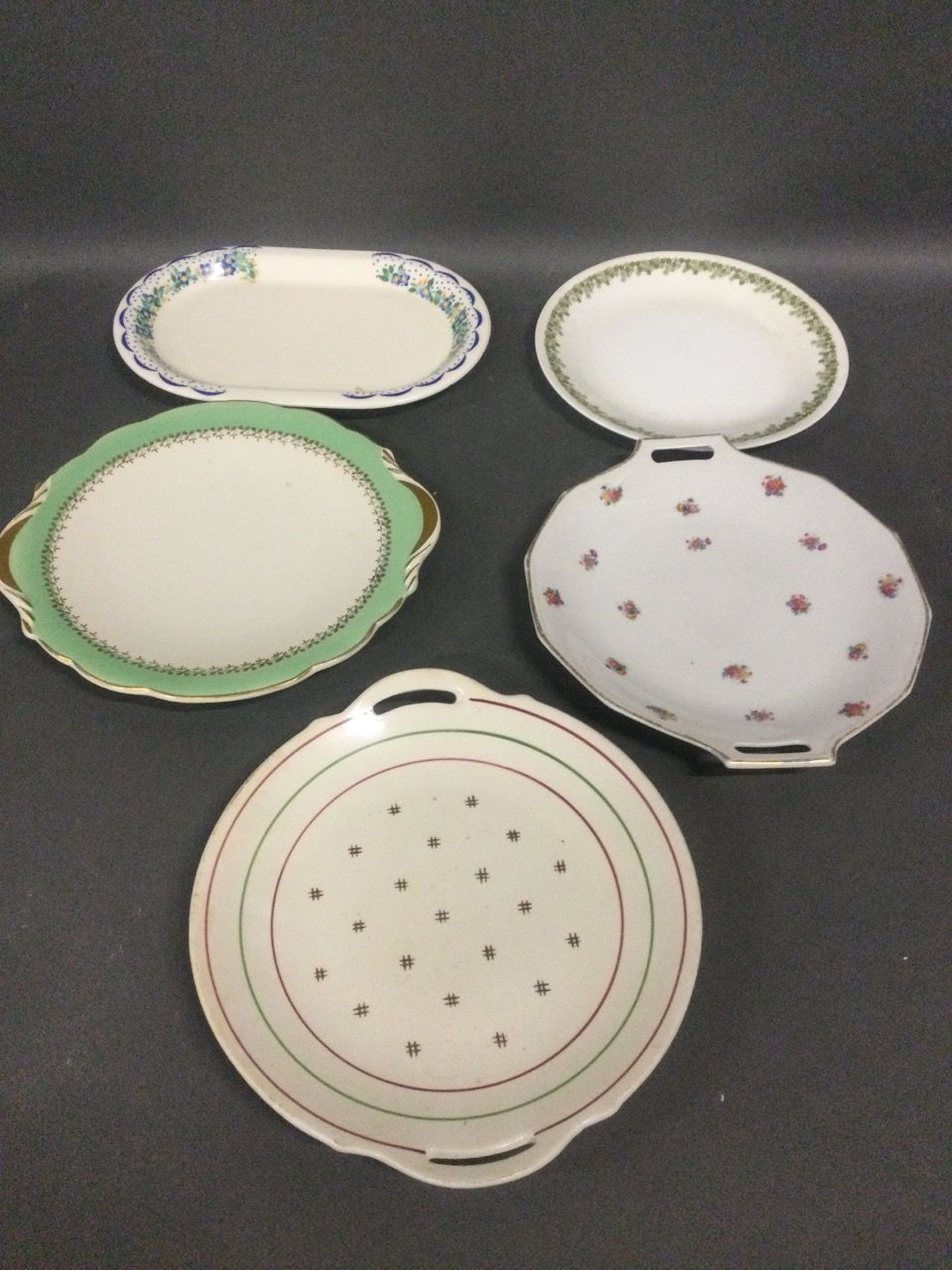 Null Lot de 5 plats de service en porcelaine