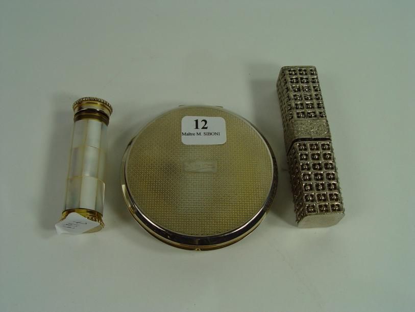 Null 12- Flacon à parfum, poudrier et vaporisateur