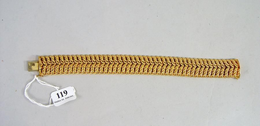 Null Bracelet articulé en or jaune

Pds net : 44,30 g