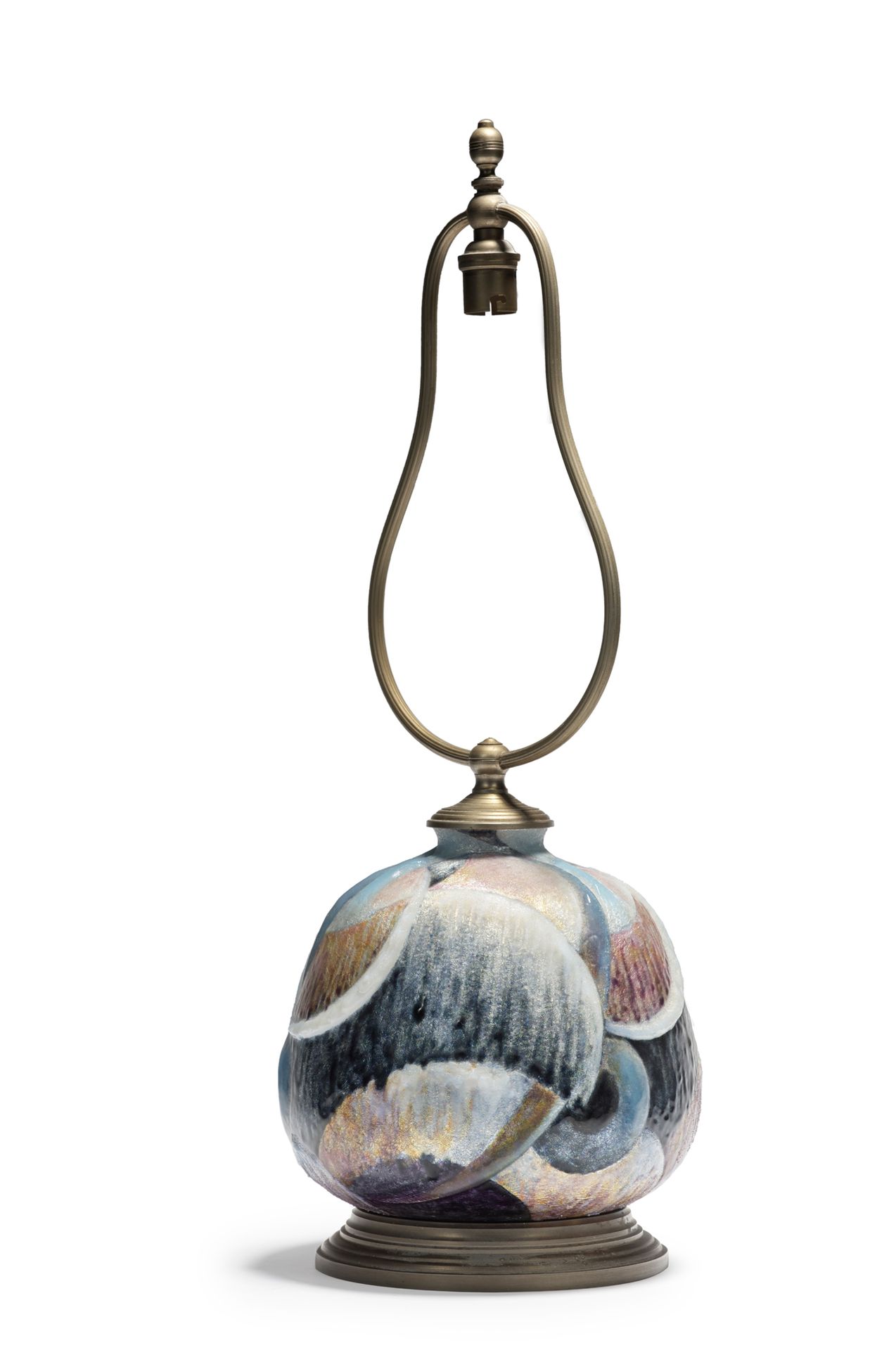 Camille FAURÉ (1874-1956) 


Vase «Orsay» monté en lampe en laiton à décor géomé&hellip;
