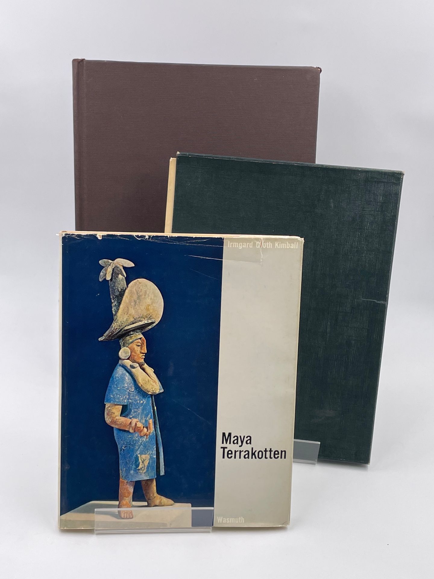 Null 3 Volumes : 

- "MAYA TERRAKOTTEN" Irmgard Groth Kimball, Verlag Ernst Wasm&hellip;