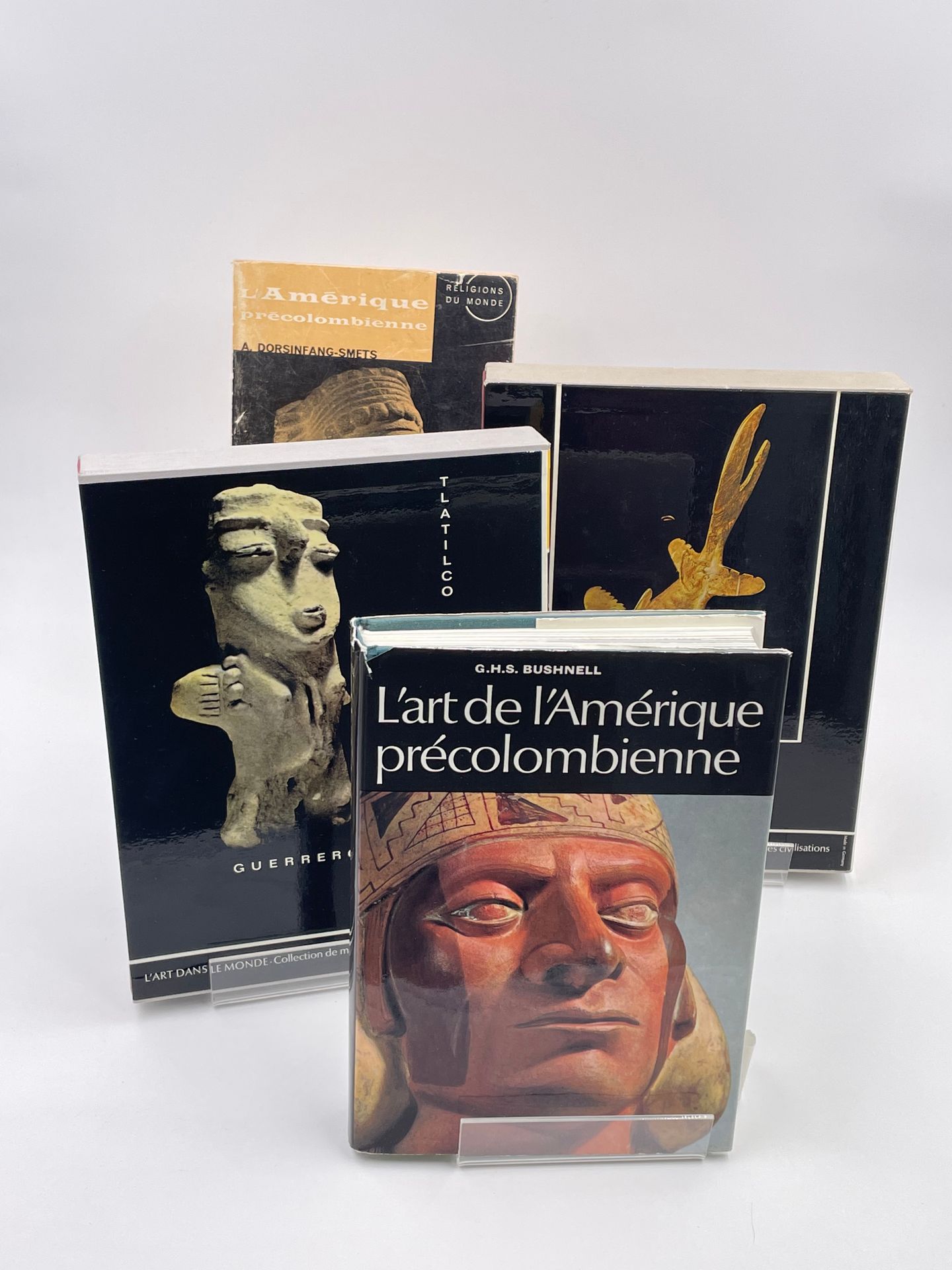 Null 4 Volumes : 

- "L'ART DE L'AMERIQUE PRECOLOMBIENNE" G.H.S Bushnell, Le Mon&hellip;