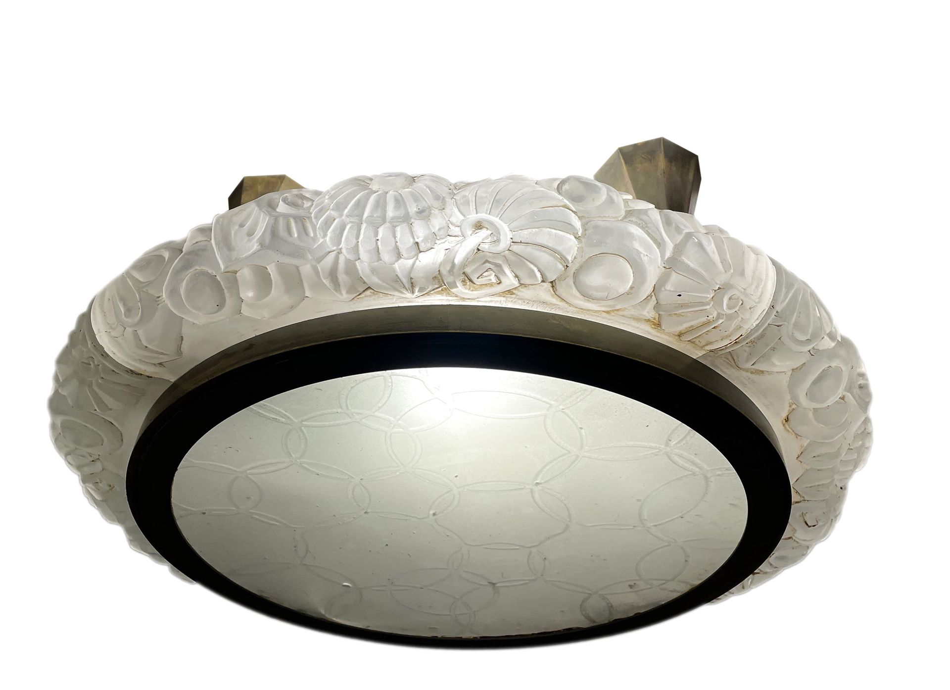 TRAVAIL FRANÇAIS 1925 Pressed moulded glass ceiling light with floral decoration&hellip;
