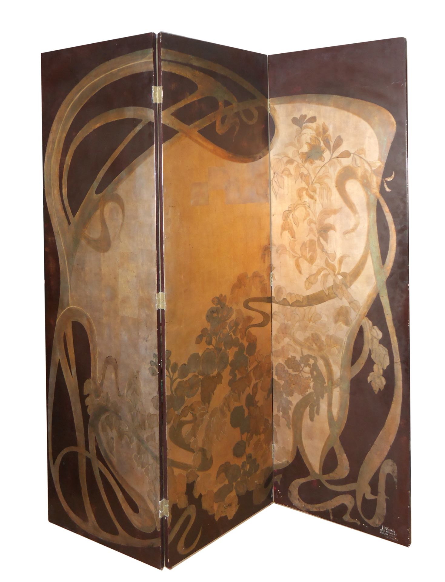 L.M. PIGEON pour ENSAA (Arts Appliqués Atelier Laque) 新艺术风格的三叶漆屏风与花卉装饰
H. 200 cm&hellip;