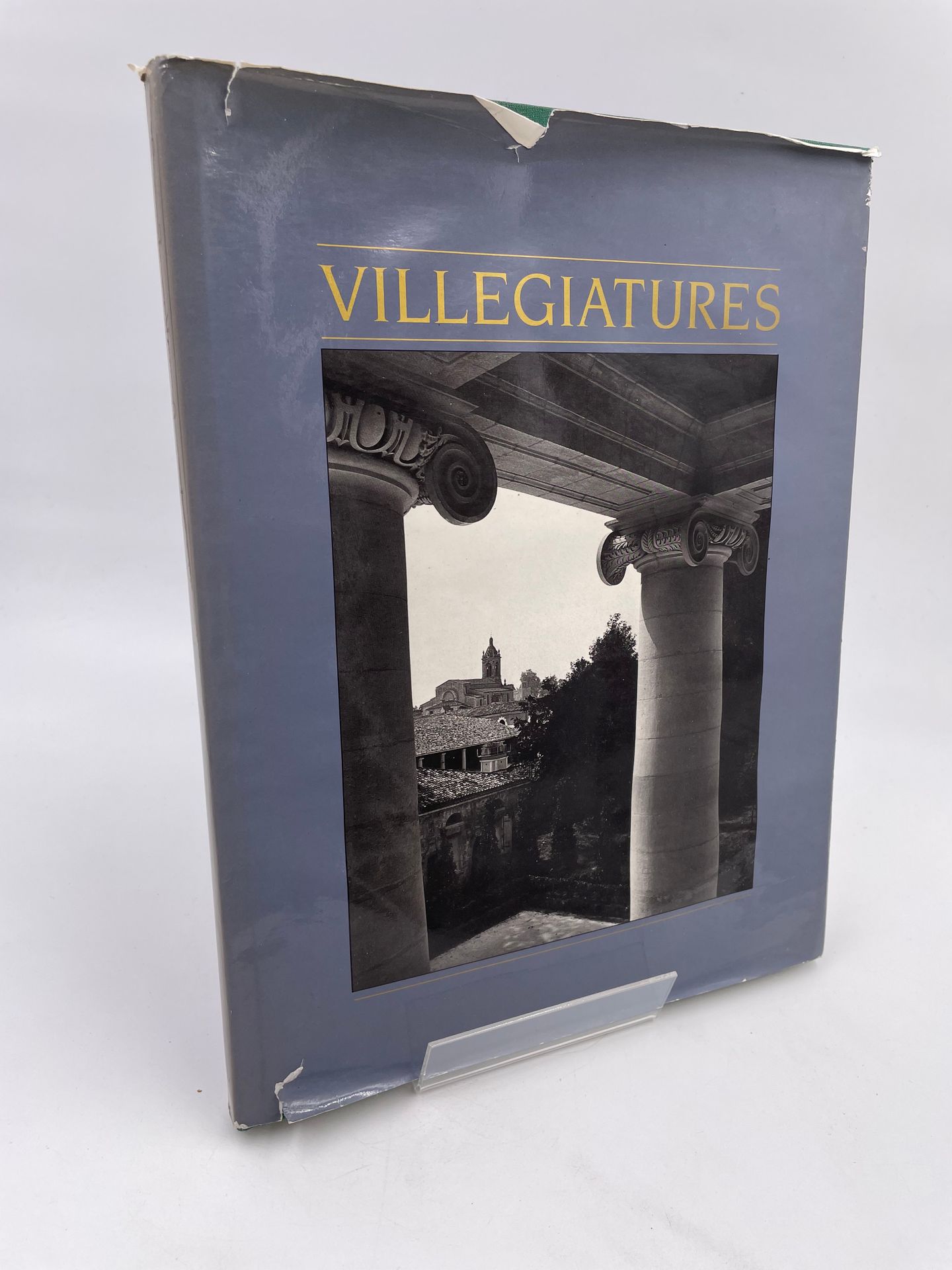 Page De Garde Andrea Histoire 1 Volume : "VILLÉGIATURES", Photographies d'Anne Garde, … | Drouot.com