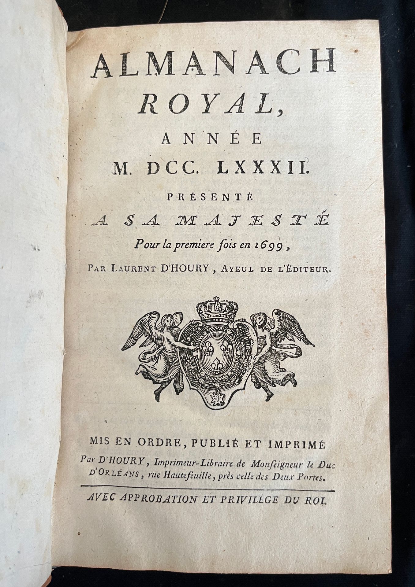 Null [ALMANACH]
Almanach royal pour l'an MDCCLXXXII. Paris, chez d'Houry rue Hau&hellip;