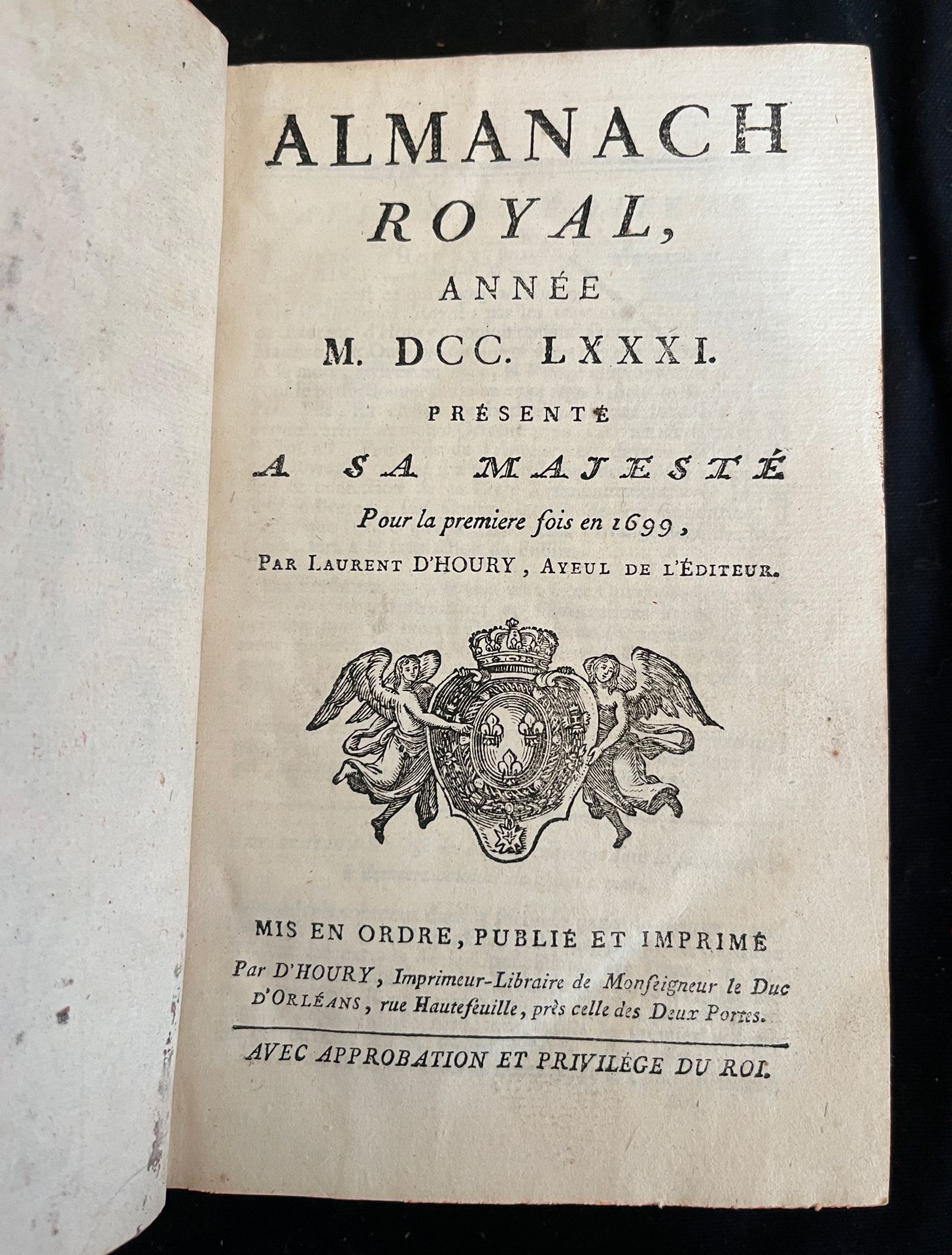 Null [ALMANACH]
Almanach royal pour l'an MDCCLXXXI. Paris, chez d'Houry rue Haut&hellip;