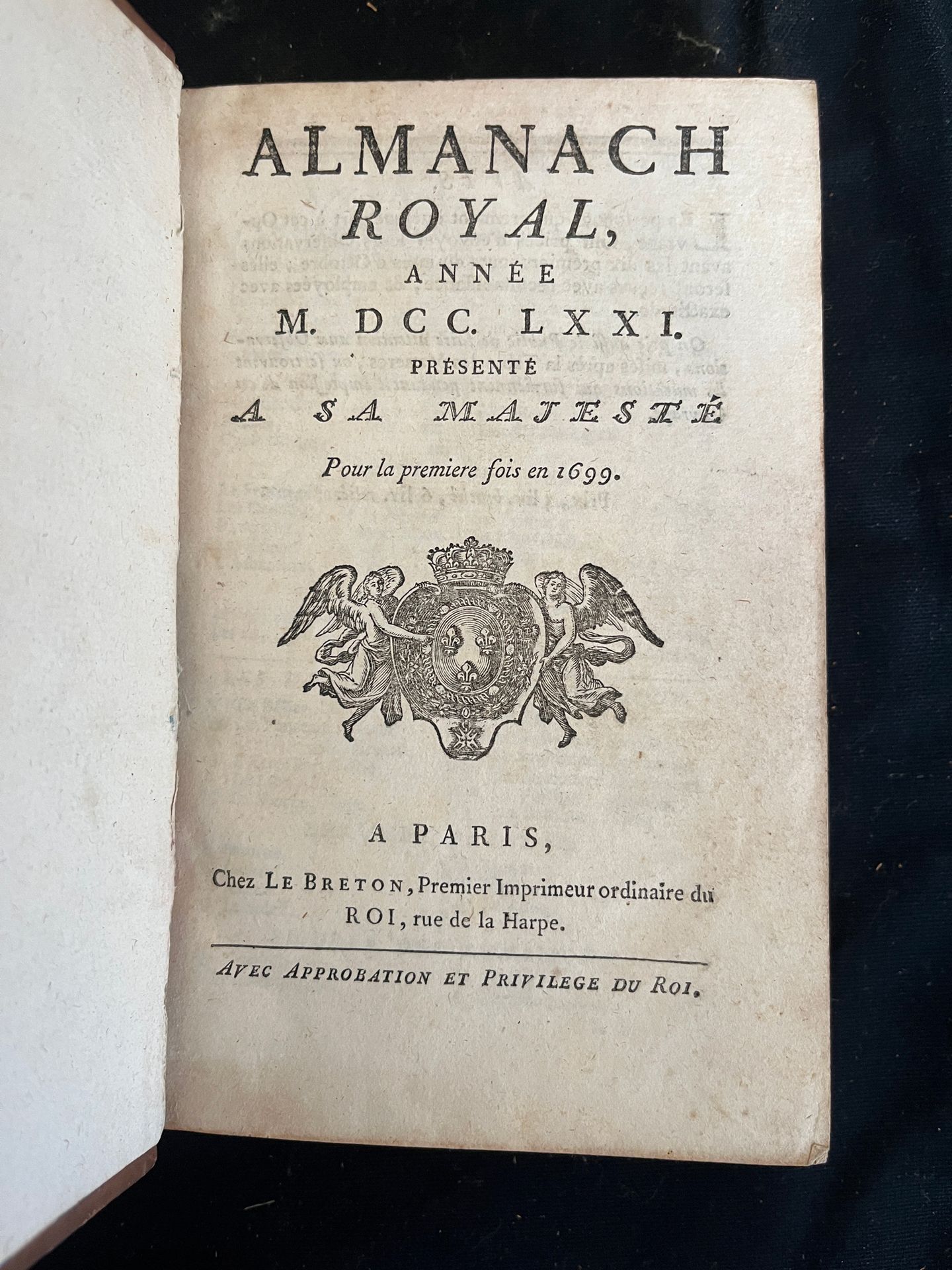 Null [ALMANACH]
Royal almanac for the year MDCCLXXI. Paris, chez Le breton rue d&hellip;