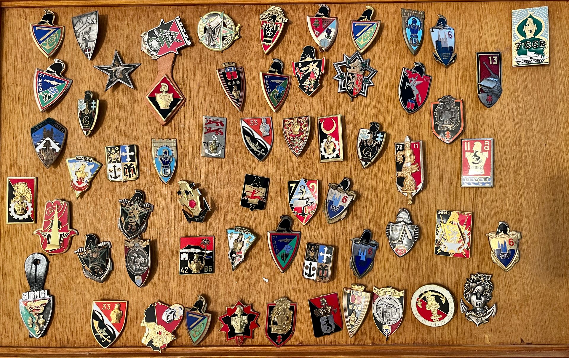 Null 60 Engineer badges including 214th Fortress Engineer