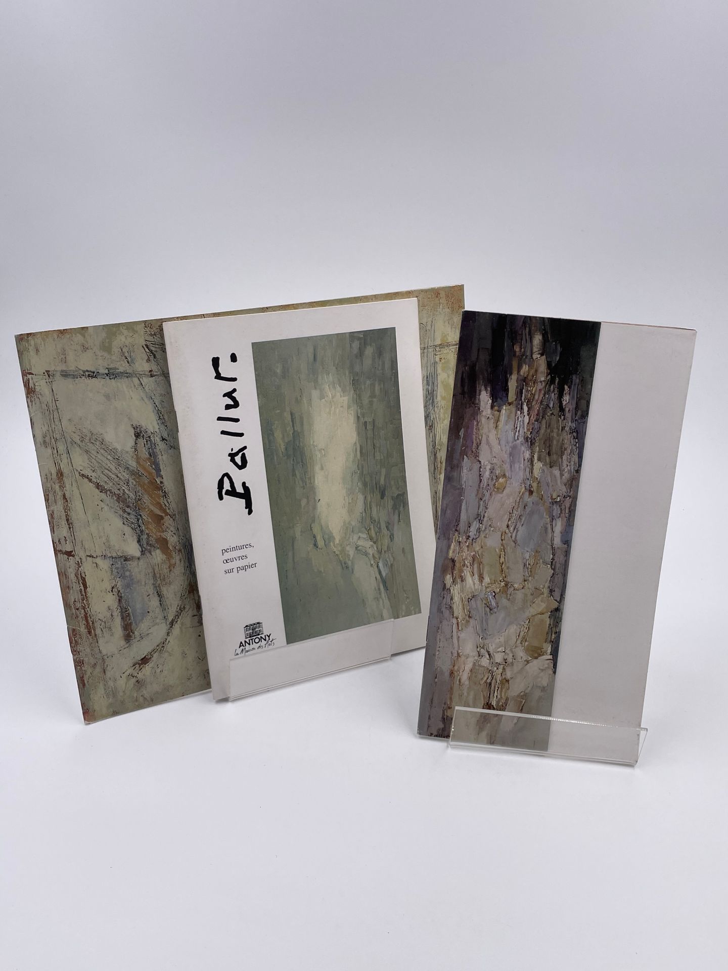 Null 3 Bände : 
- "Pierre Pallus - Œuvres sur Papier 1950-1990", Galerie Atelier&hellip;
