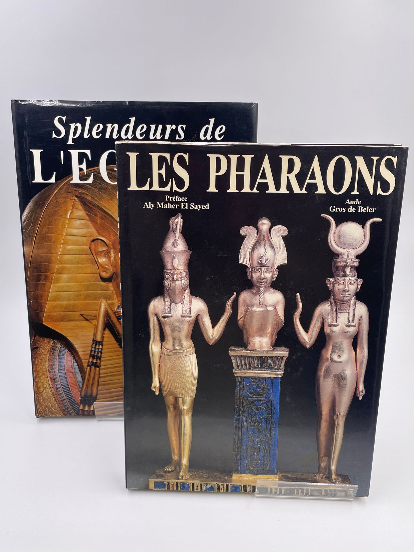 Null 2 Volumes : 
- "Les Pharaons", Aude Gros de Beler, Préface Aly Maher El Say&hellip;